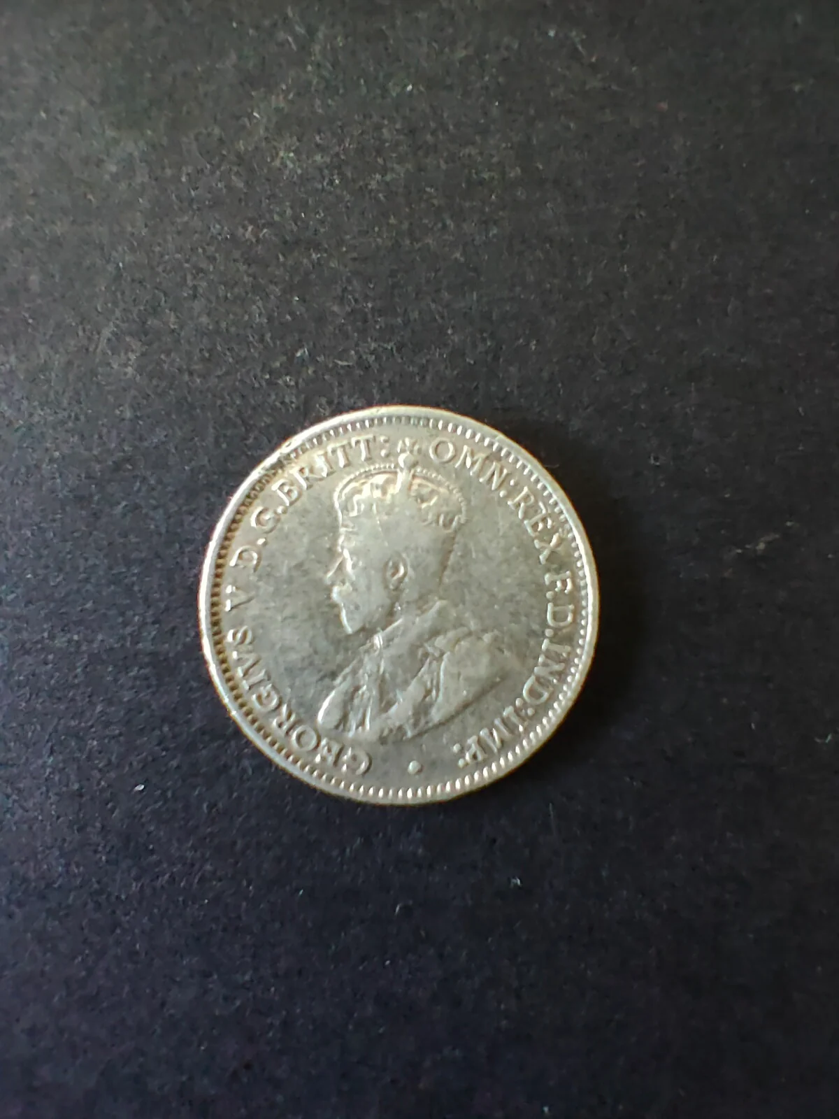 Australia 1917 3d Threepence Silver Coin Fine Condition - Image 2