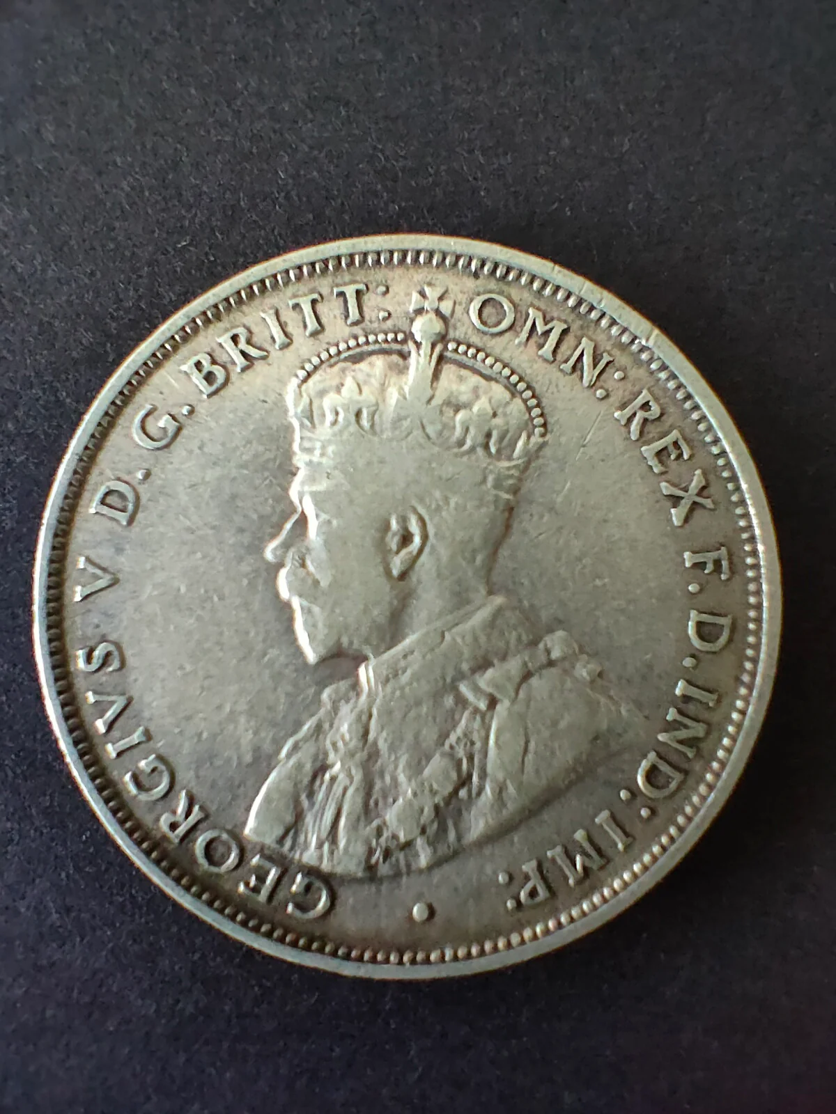 Australia 1923 2/- Florin Silver Coin Fine Condition - Image 2