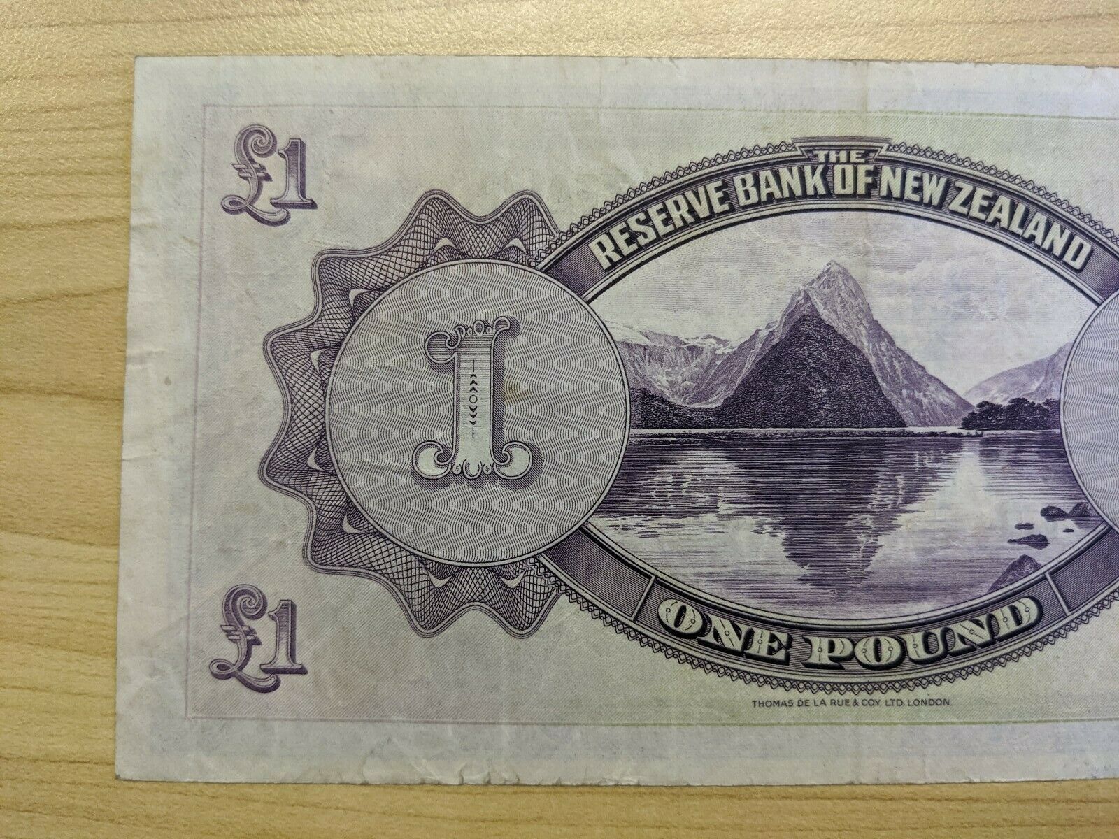 New Zealand 1934 The Reserve Bank One Pound £1 Maori King Tawhiao Banknote - Image 3