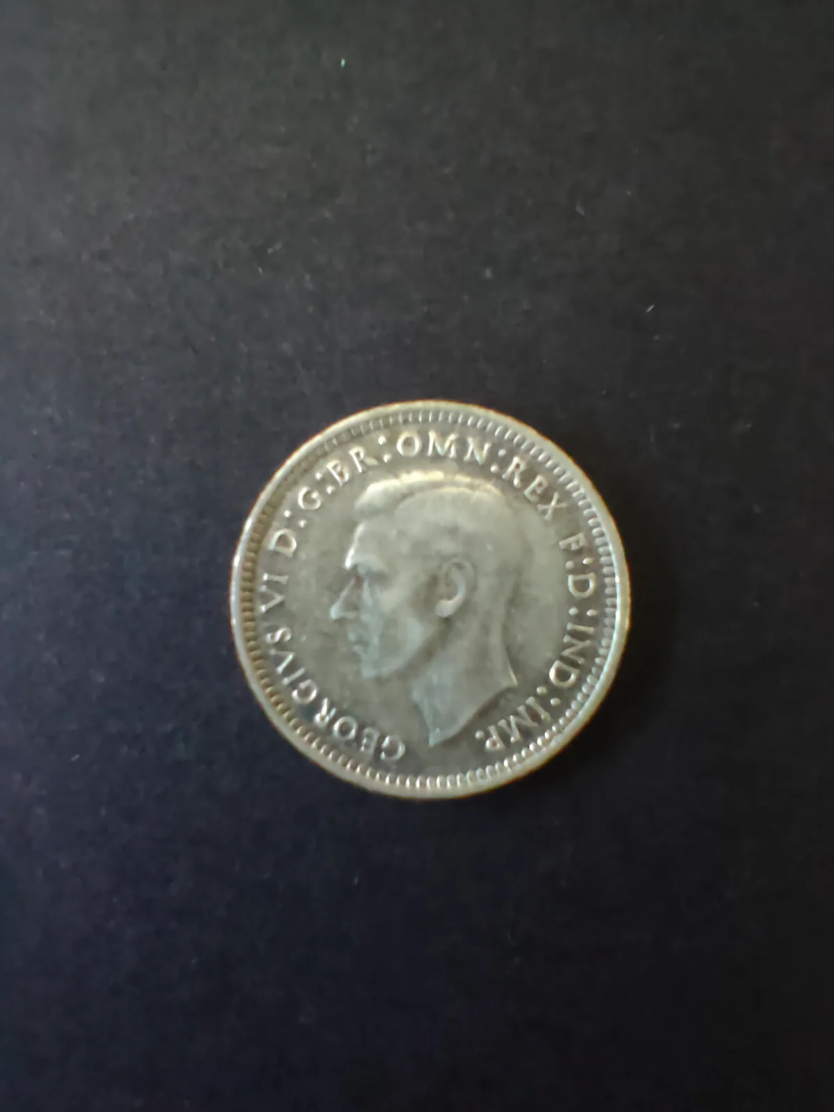 Australia 1943S 3d Threepence Silver Coin Fine Condition. San Francisco Mint - Image 2