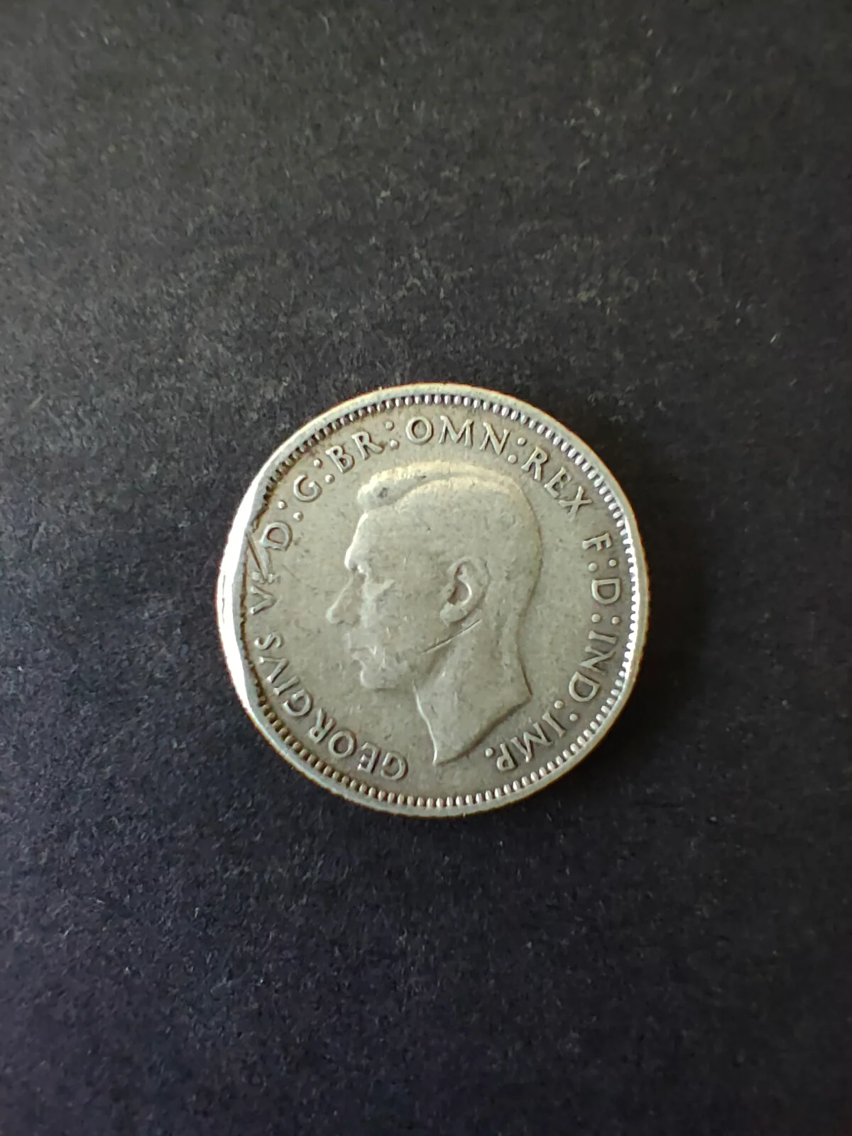 Australia 1943S 6d Sixpence Silver Coin Fine Condition. San Francisco Mint - Image 2