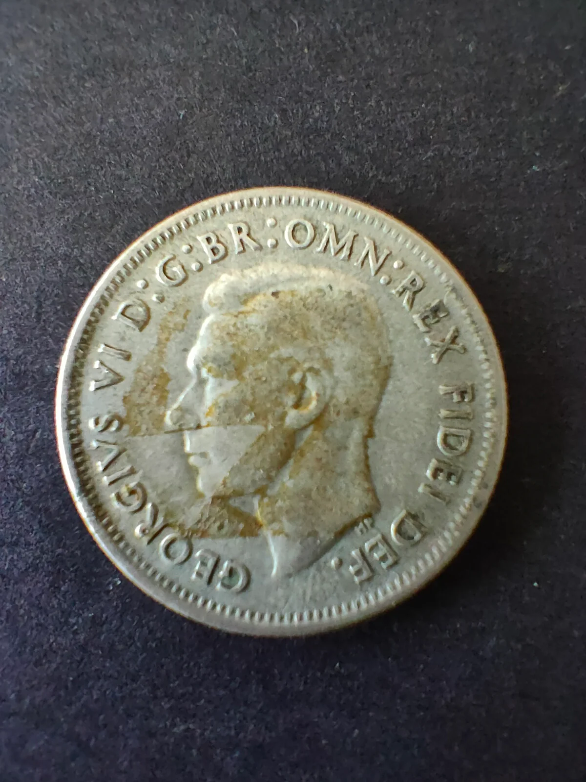 Australia 1950 1/- One Shilling silver coin Fine Condition - Image 2