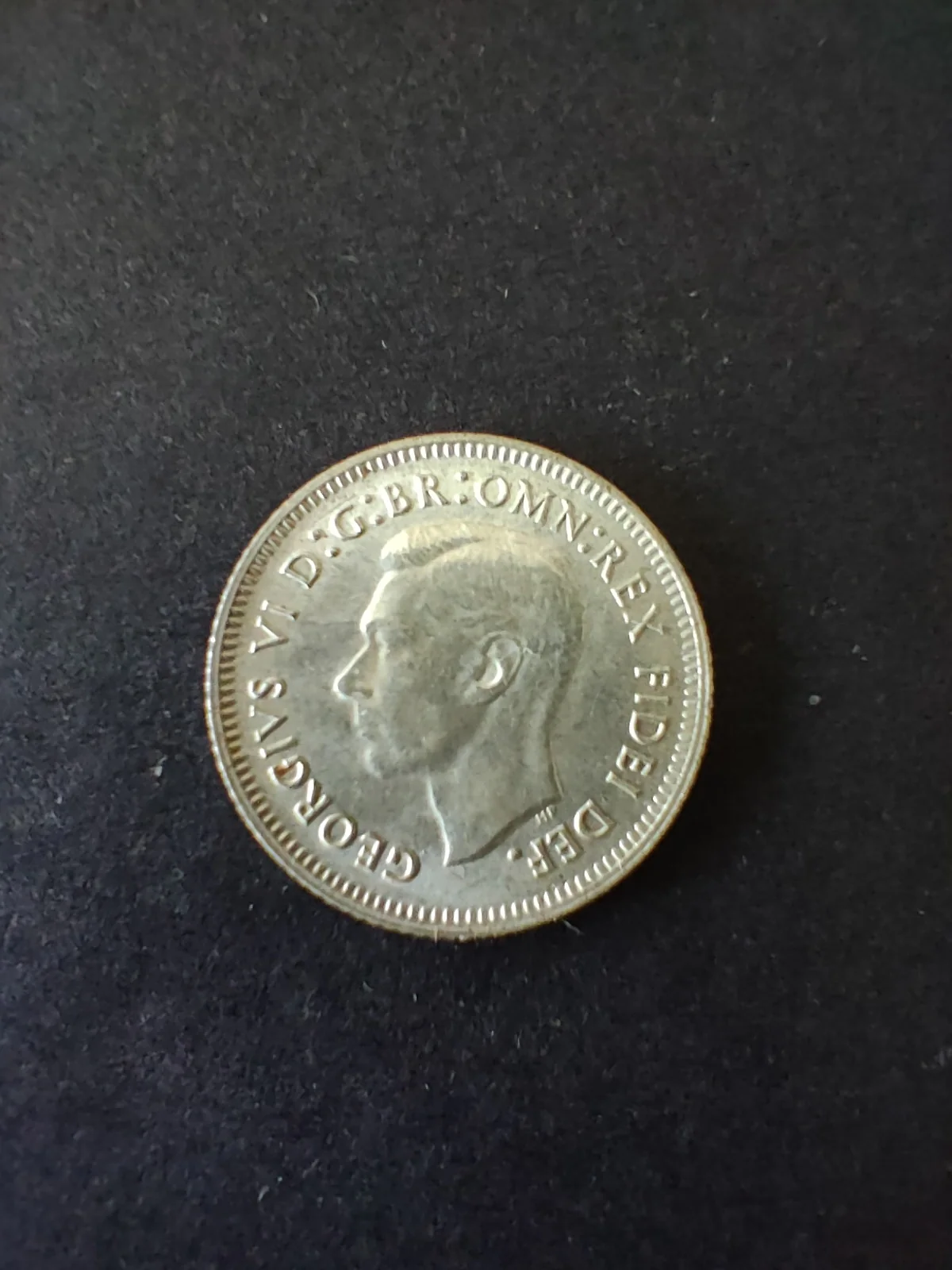 Australia 1951 6d Sixpence Silver Coin Fine Condition. Melbourne Mint - Image 2