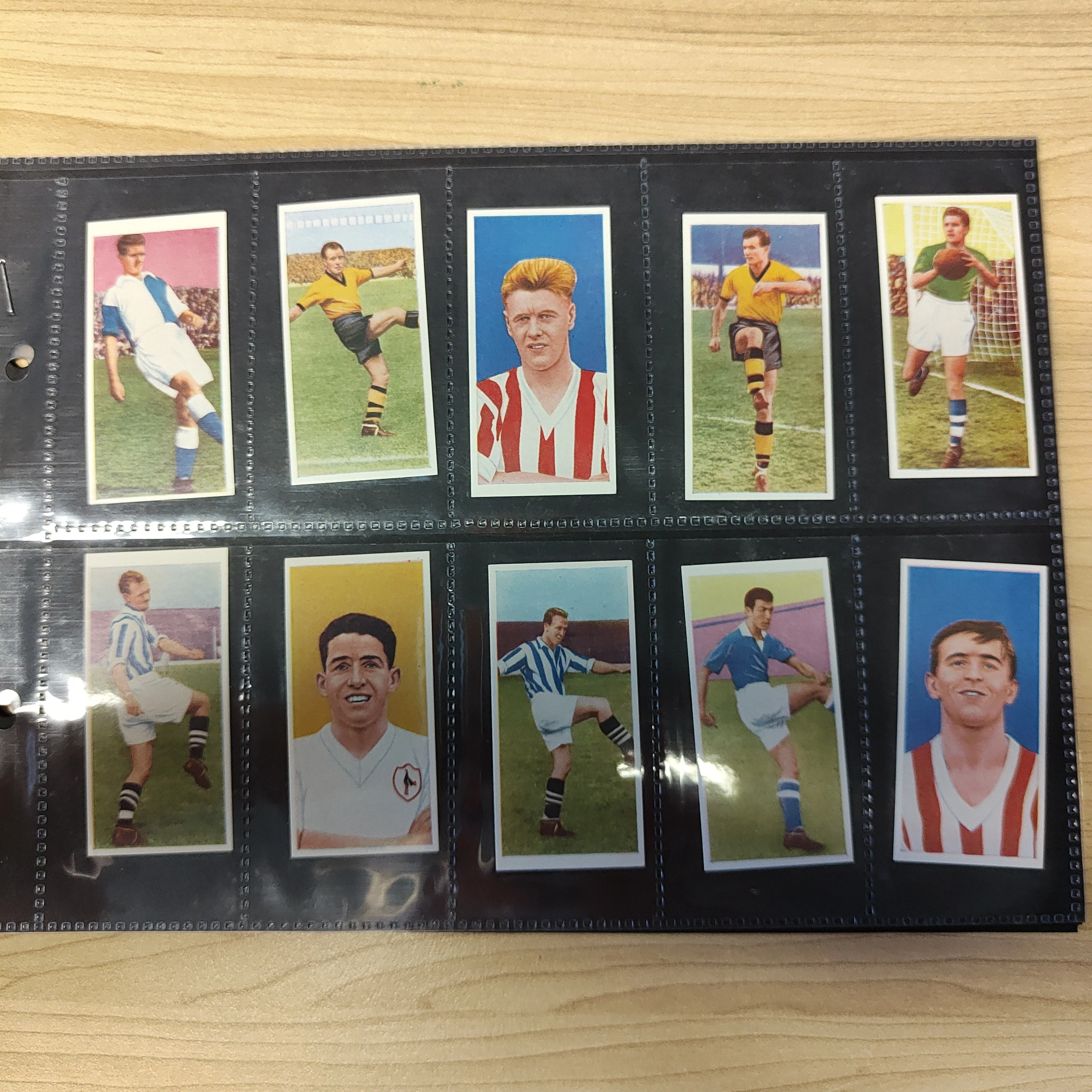 Soccer 1961 Primrose Confectionery Famous Footballers Complete Set of 50 Cigarette Cards