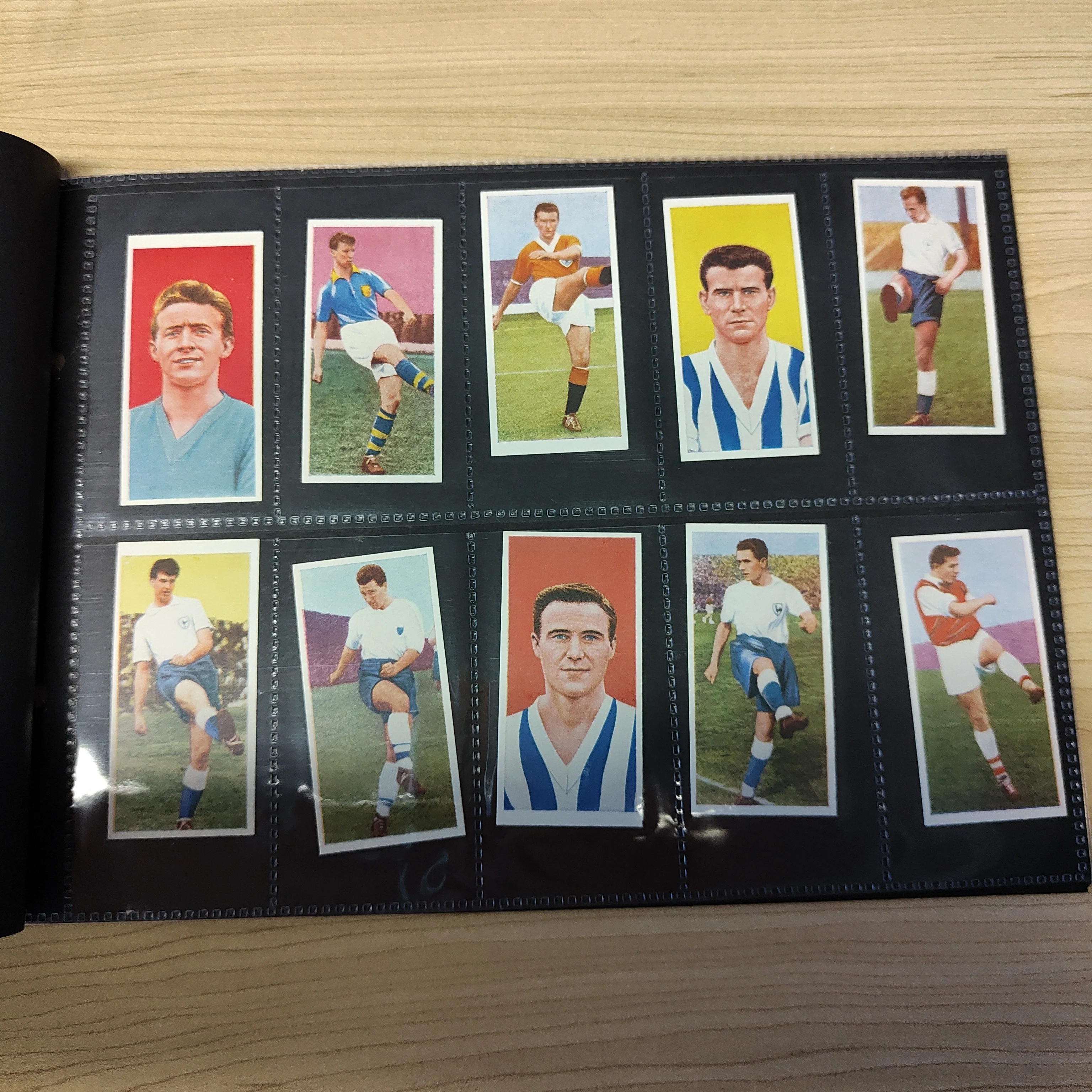 Soccer 1961 Primrose Confectionery Famous Footballers Complete Set of 50 Cigarette Cards - Image 3