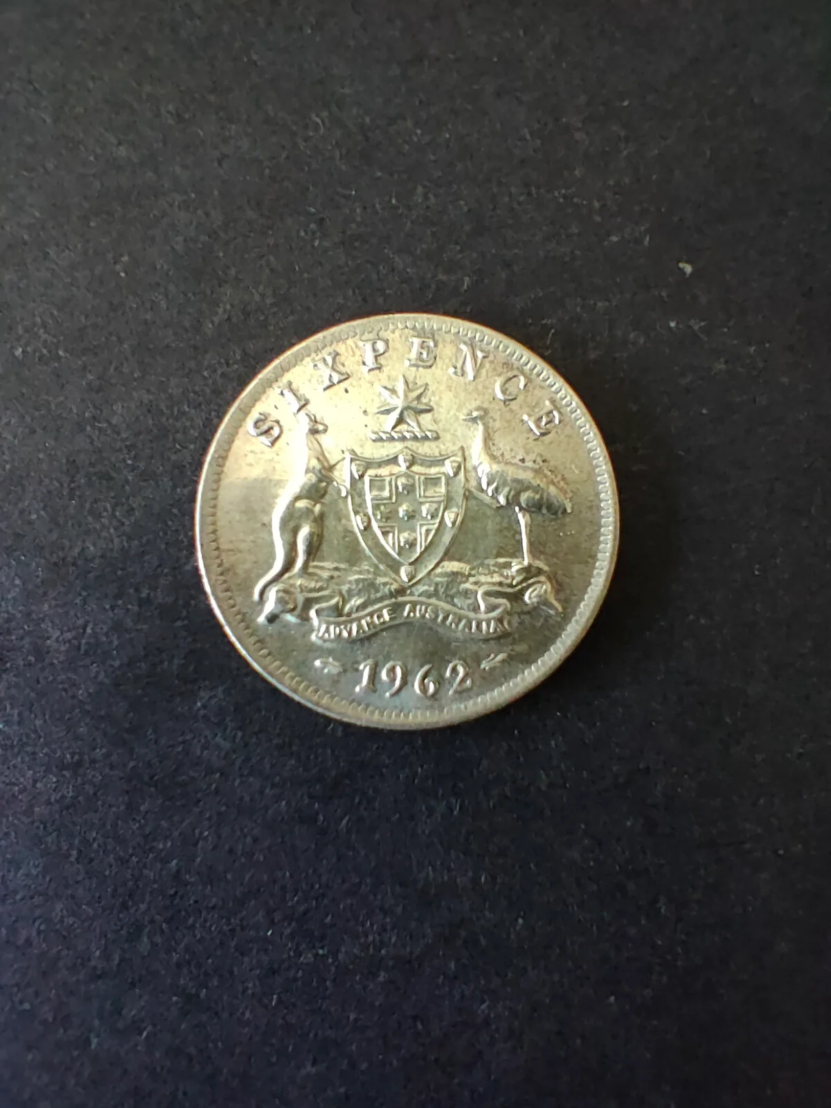 Australia 1962 6d Sixpence Silver Coin Fine Condition