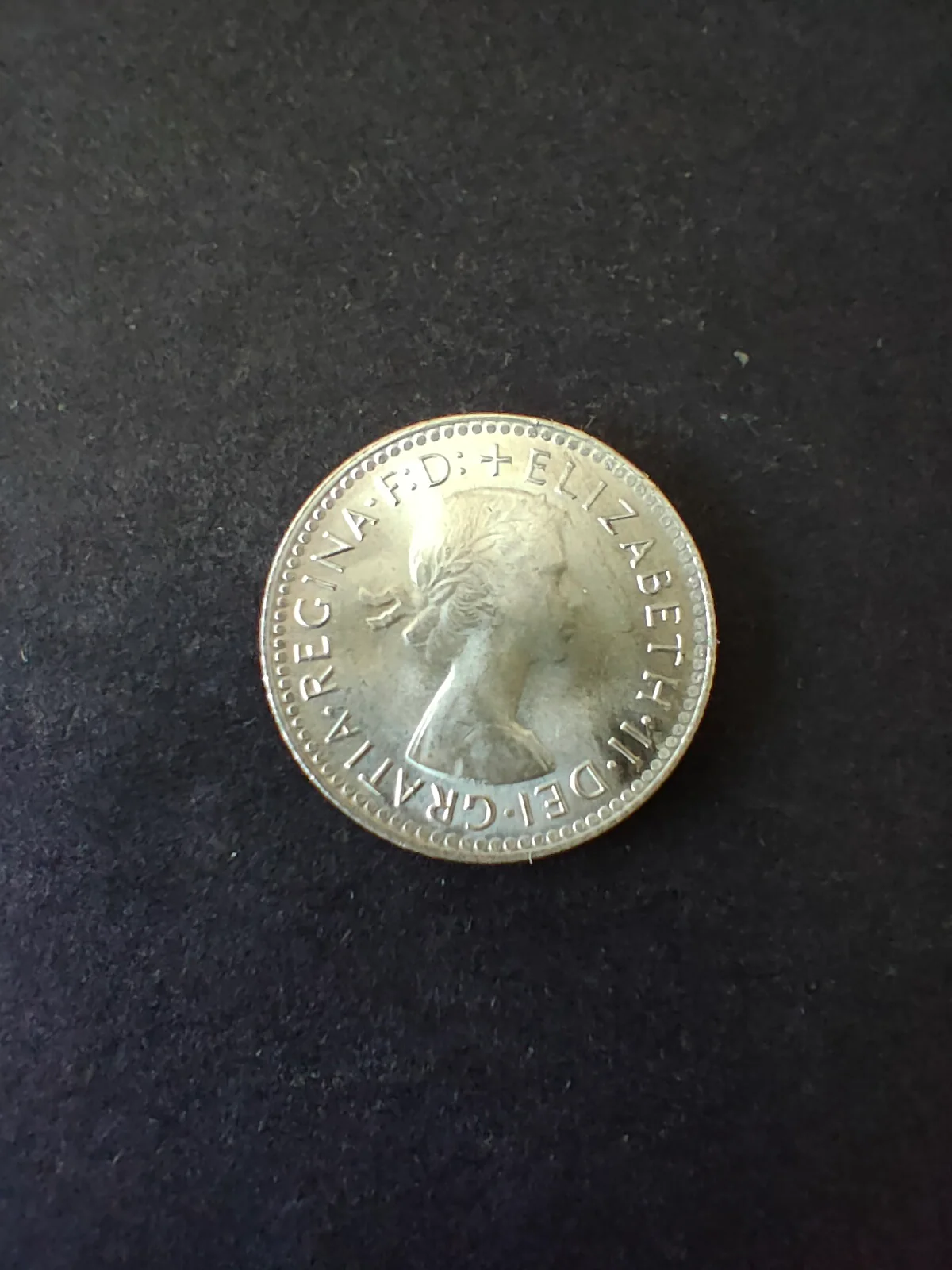Australia 1963 6d Sixpence Silver Coin Extremely Fine Condition - Image 2