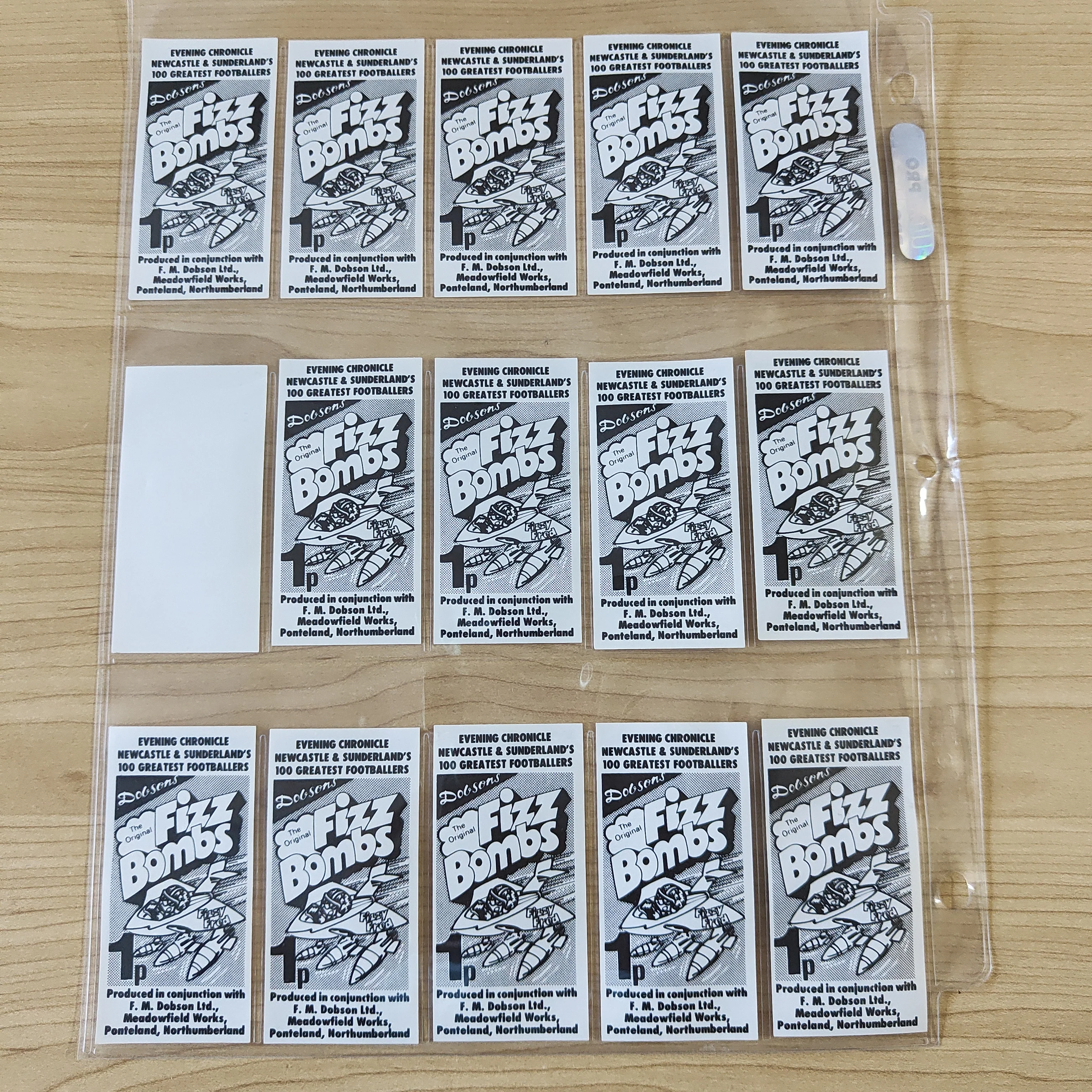 Soccer 1981 F.M. Dobson's Fizz Bombs 100 Greatest Footballers Complete Set of 100 Cigarette Cards - Image 10