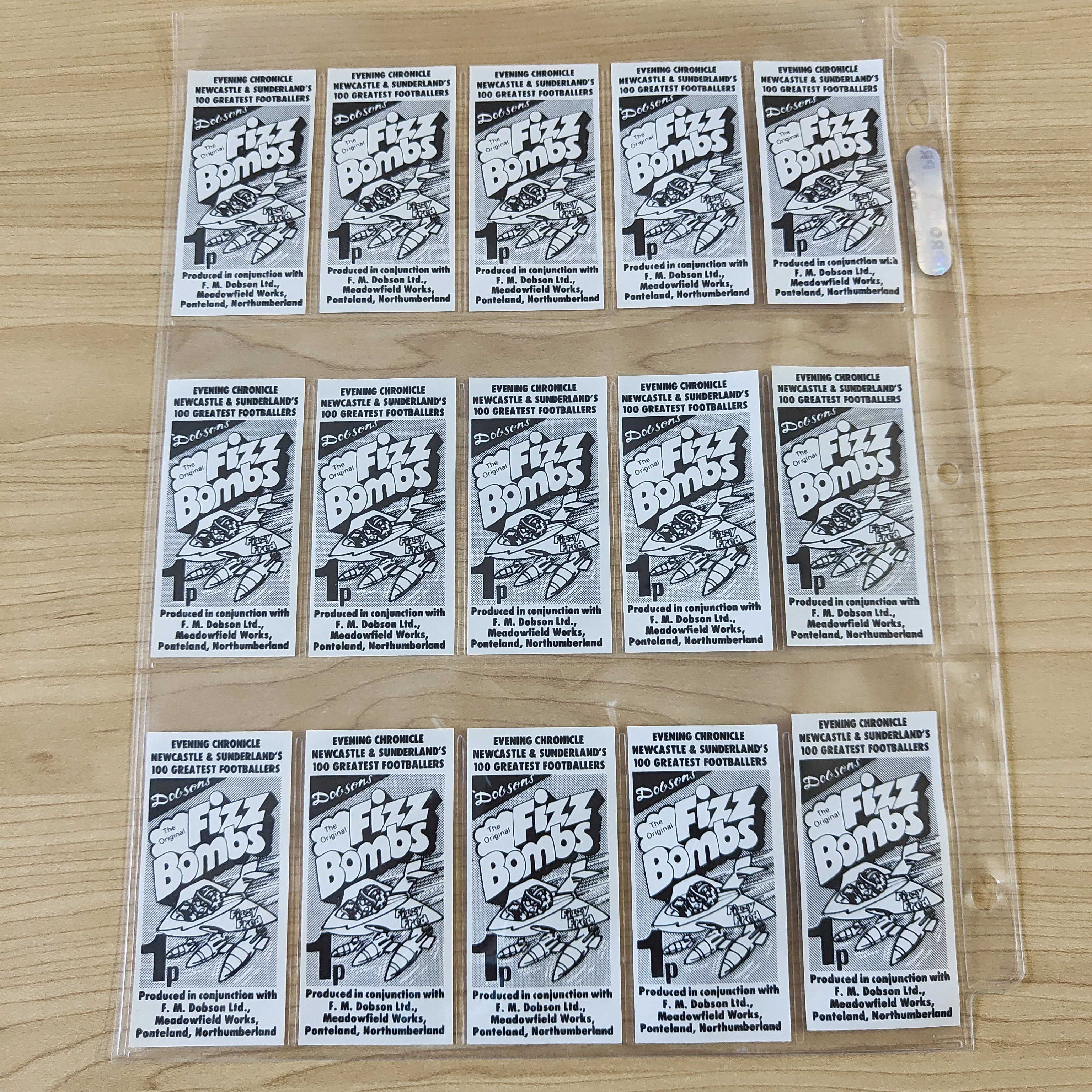 Soccer 1981 F.M. Dobson's Fizz Bombs 100 Greatest Footballers Complete Set of 100 Cigarette Cards - Image 4