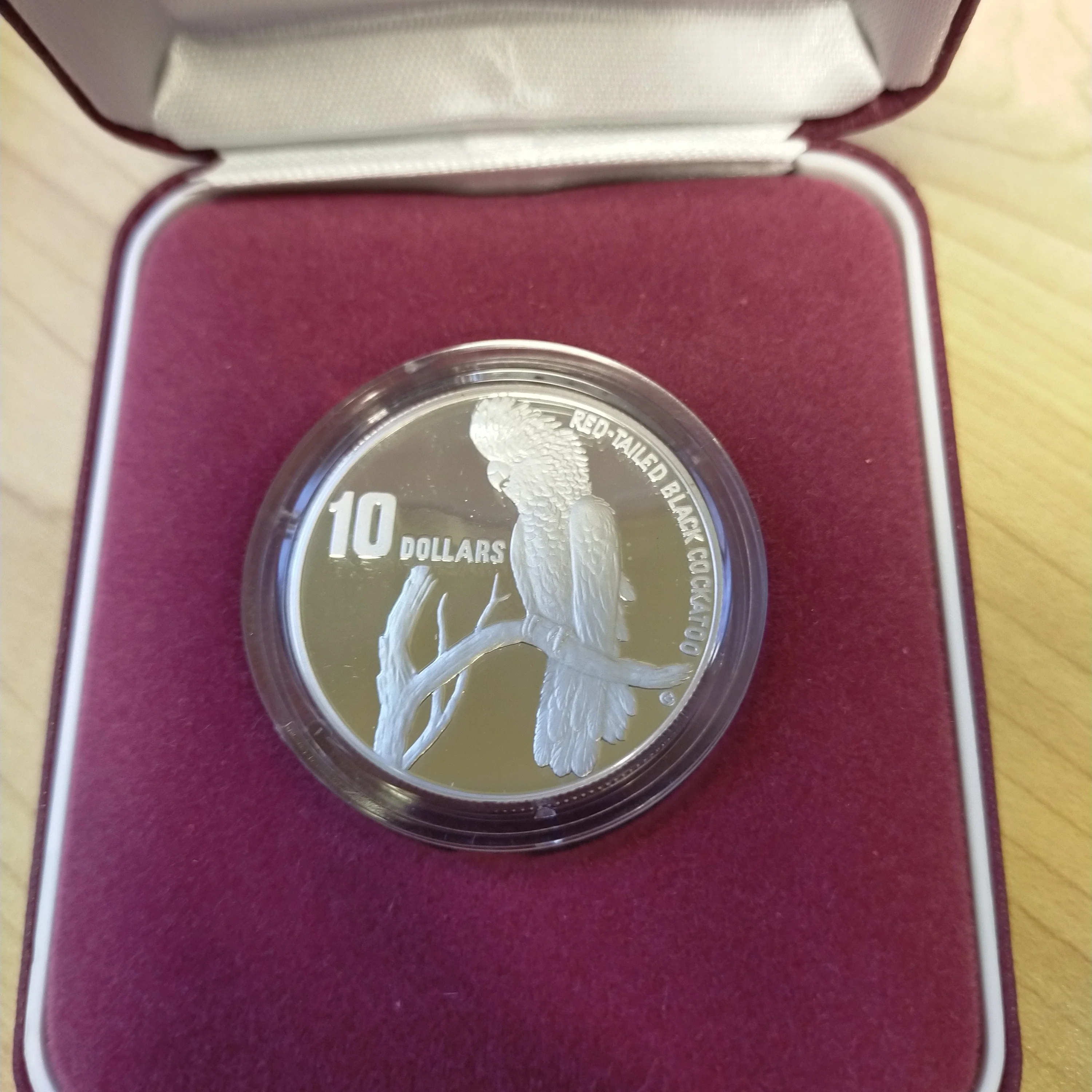 Australia 1997 Royal Australian Mint $10 Australia's Endangered Species Red-Tailed Black Cockatoo Silver Piedfort Proof Coin - Image 2