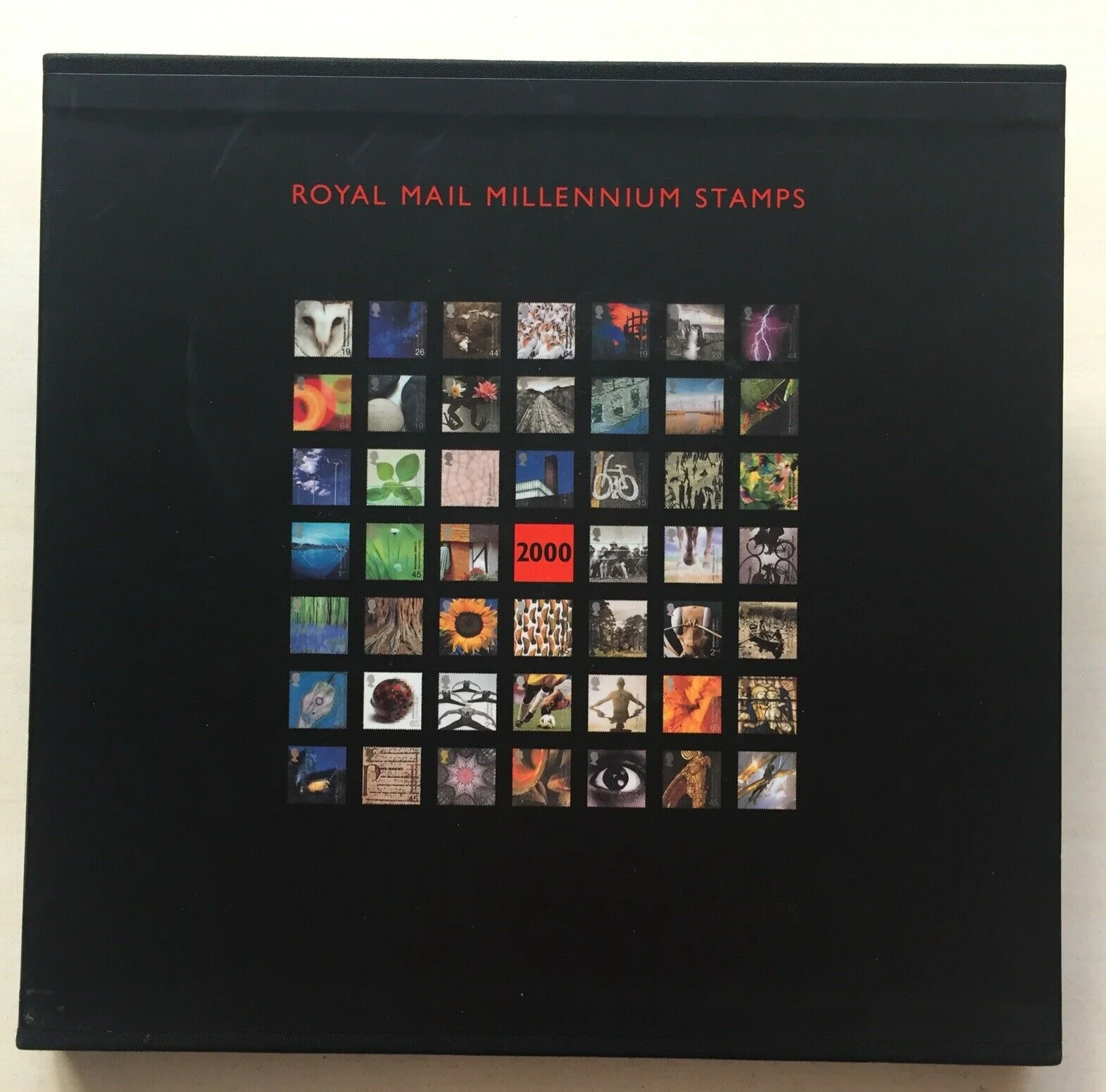 GB Great Britain 2000 Royal Mail Stamp Year Album Volume 17 Includes Years Issues.