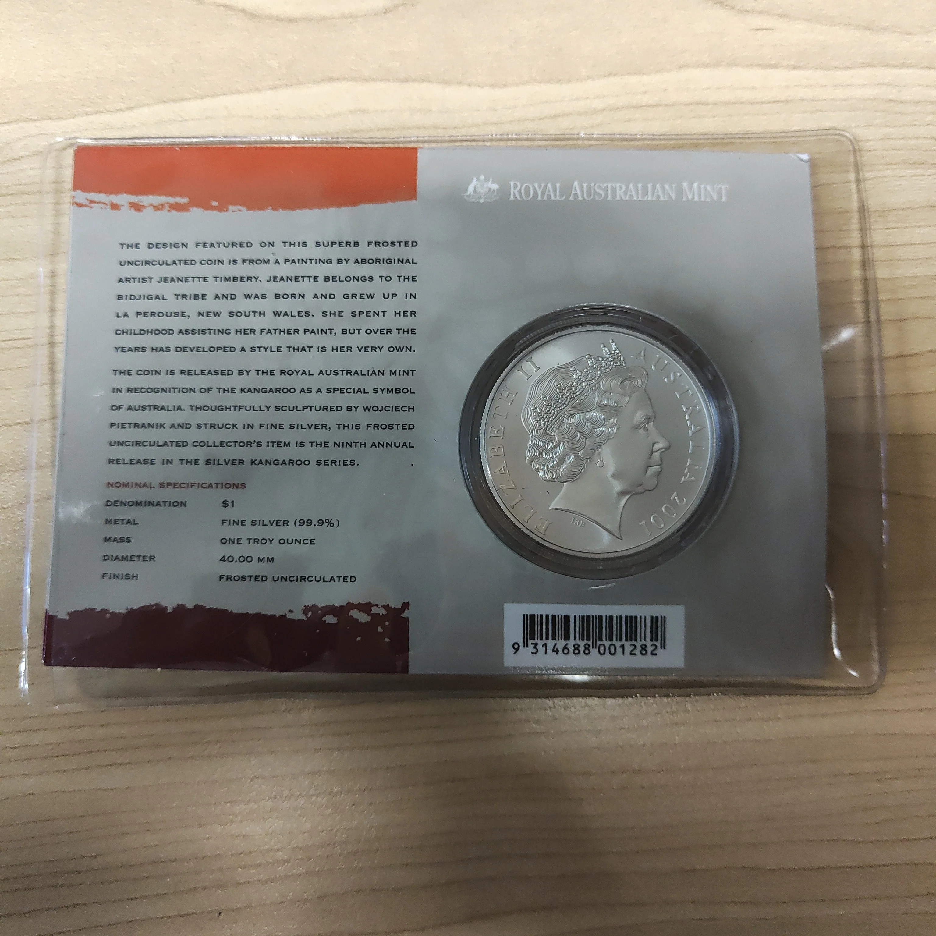 Australia 2001 Royal Australian Mint  $1 Silver Kangaroo 1oz Frosted Uncirculated Coin - Image 2
