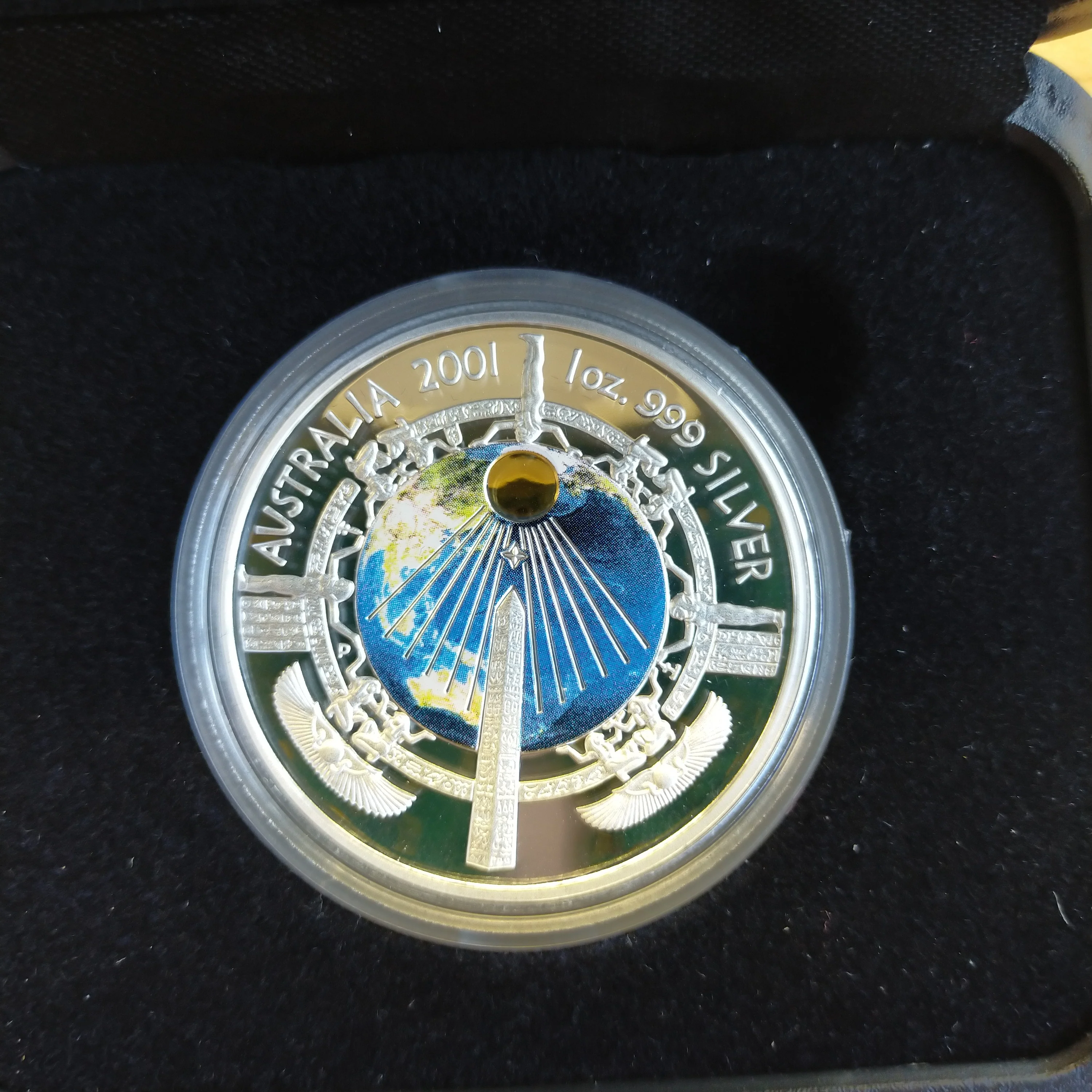 2001 Perth Mint $1 The Australian 2001 Silver Millennium Coin 1oz .999 Proof Silver Coin - Image 2
