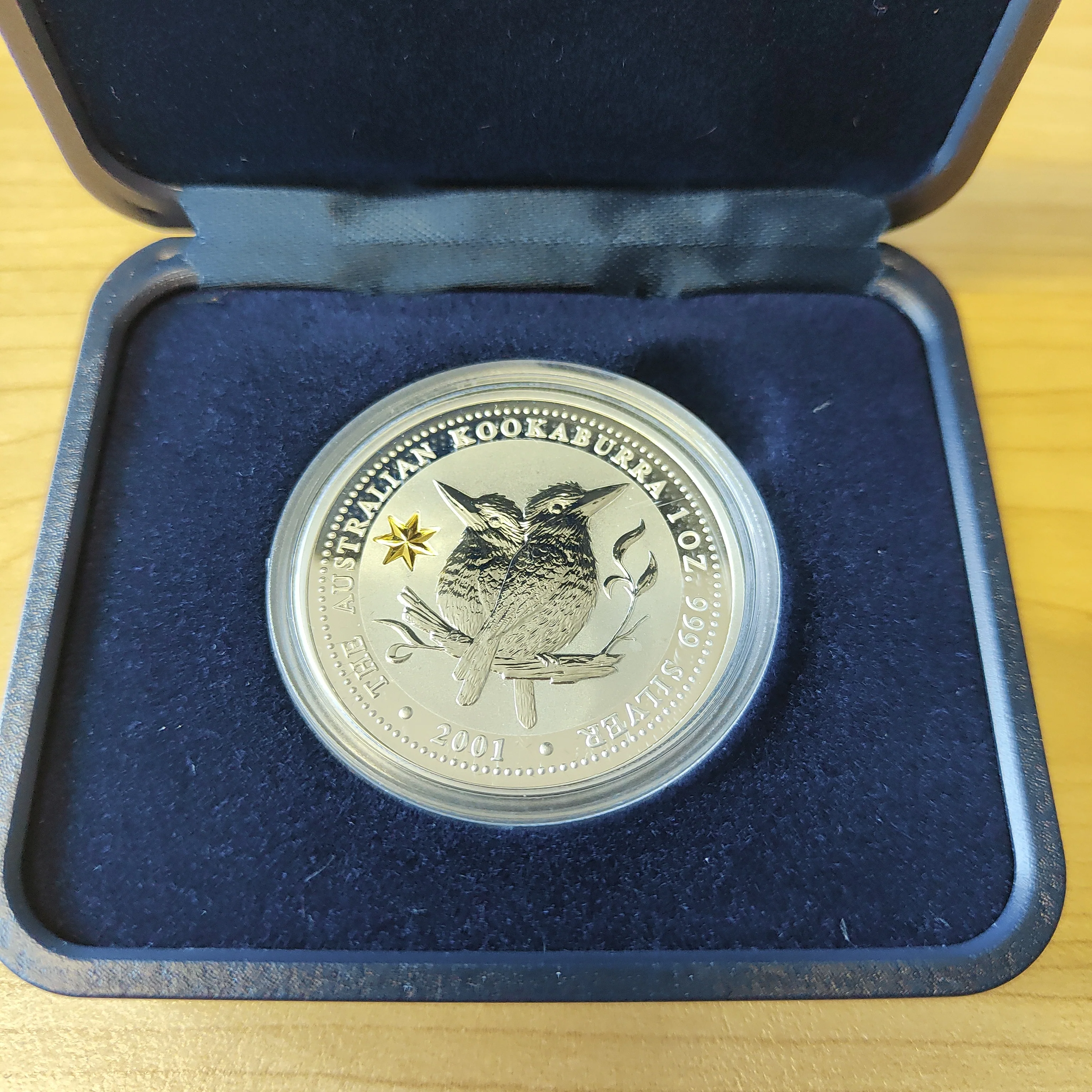 Australia 2001 Perth Mint One dollar $1 The Australian Kookaburra Centenary of Federation Privy Mark 1oz .999 Silver Coin - Image 2