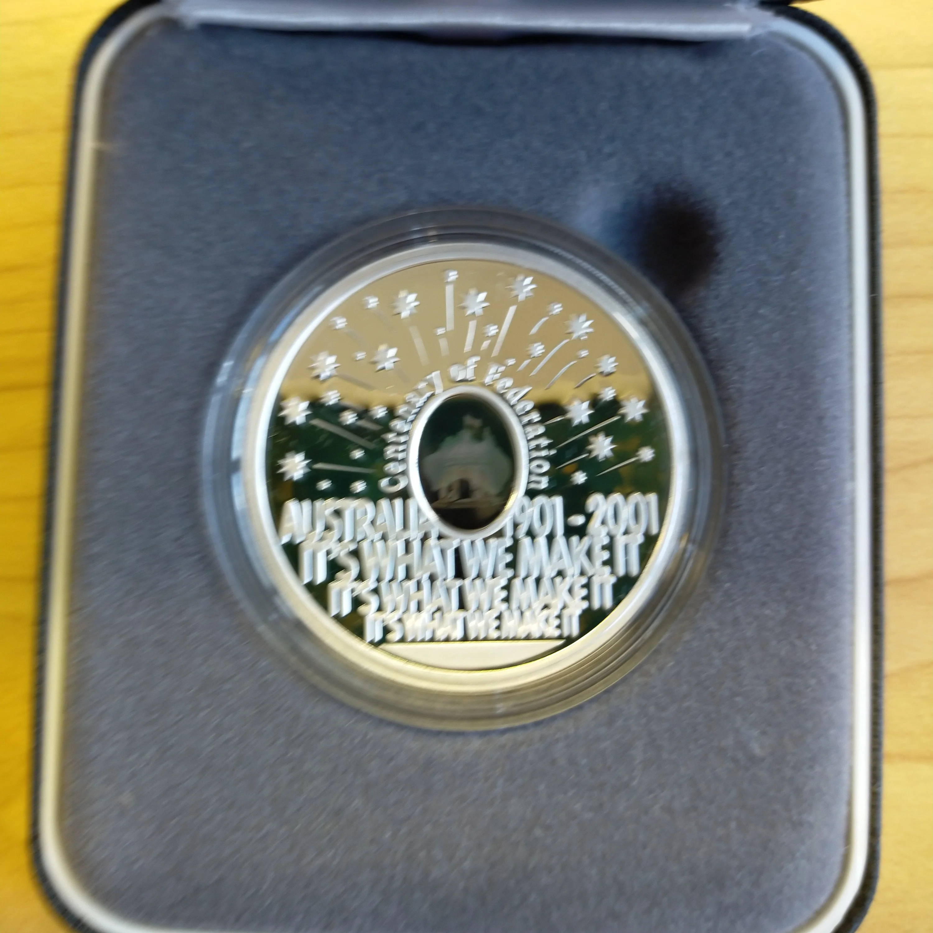 2001 Royal Australian Mint $5 Centenary Of Federation Finale Coin 1oz .999 Proof Silver Coin - Image 2