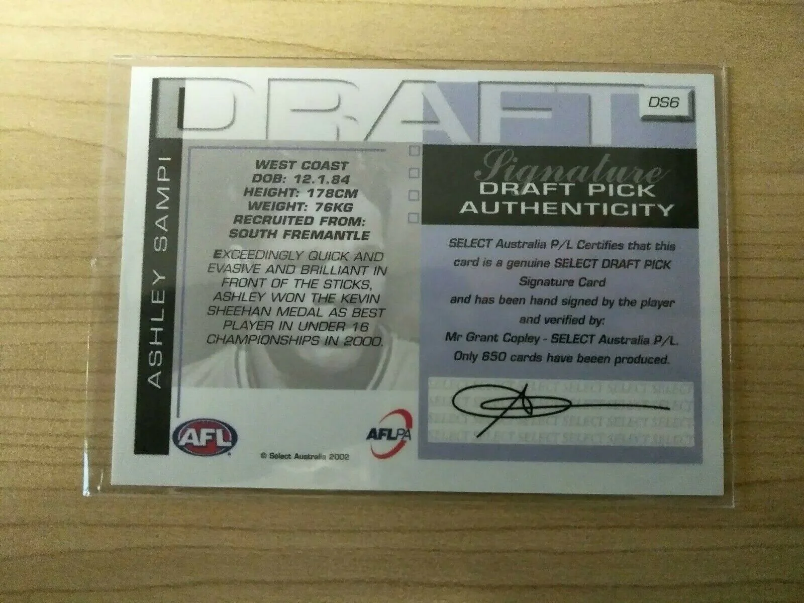 2002 AFL Select Exclusive Draft Pick Signature Ashley Sampi West Coast - Image 2