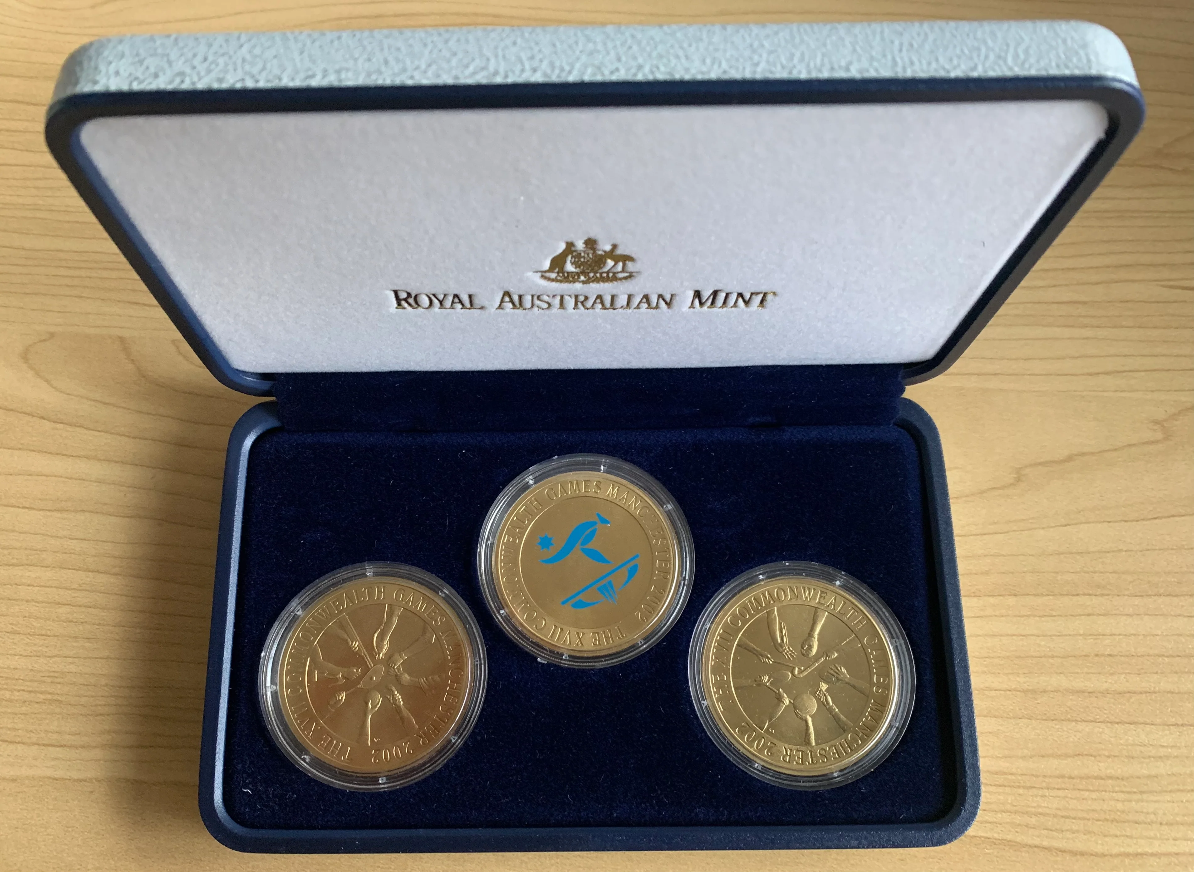 2002 Royal Australian Mint $5 Manchester Commonwealth Games 3 Coin Set - Image 4
