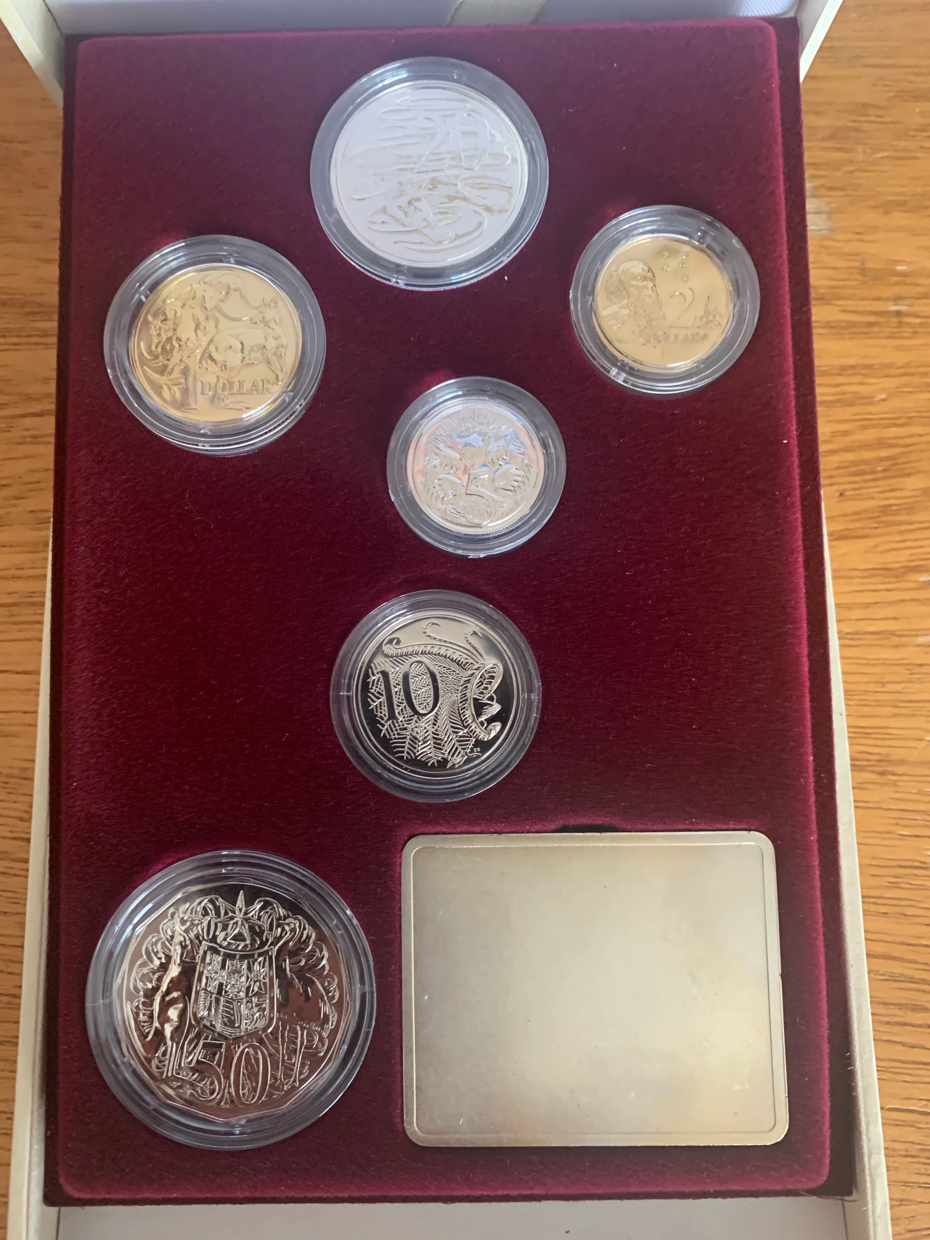 Australia 2004 Royal Australian Mint Wedding Coin Collection. These are very scarce. Ideal Anniversary Gift. - Image 4