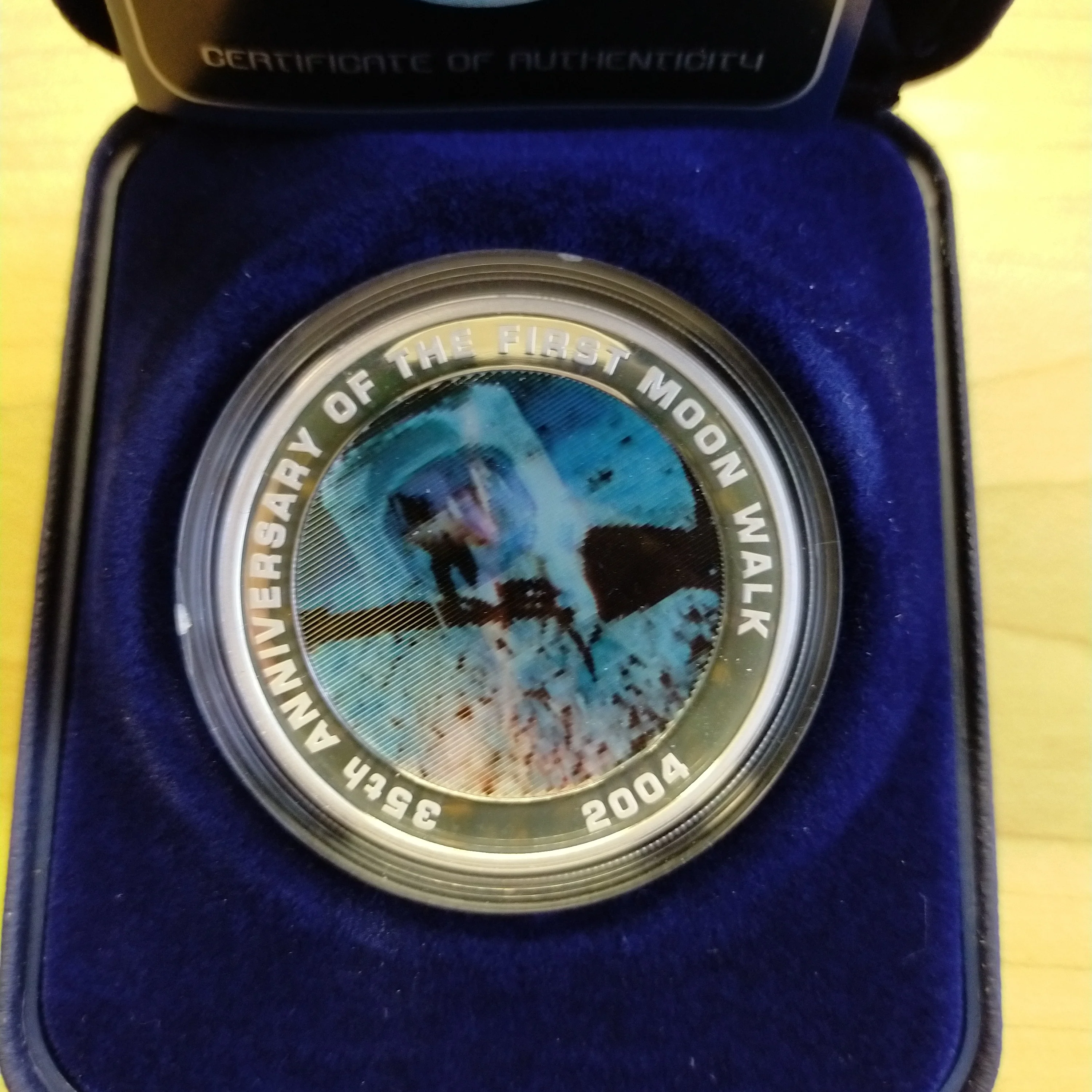 Australia 2004 Perth Mint $1 35th Anniversary Of The First Moon Walk 1oz .999 Proof Silver Coin - Image 2