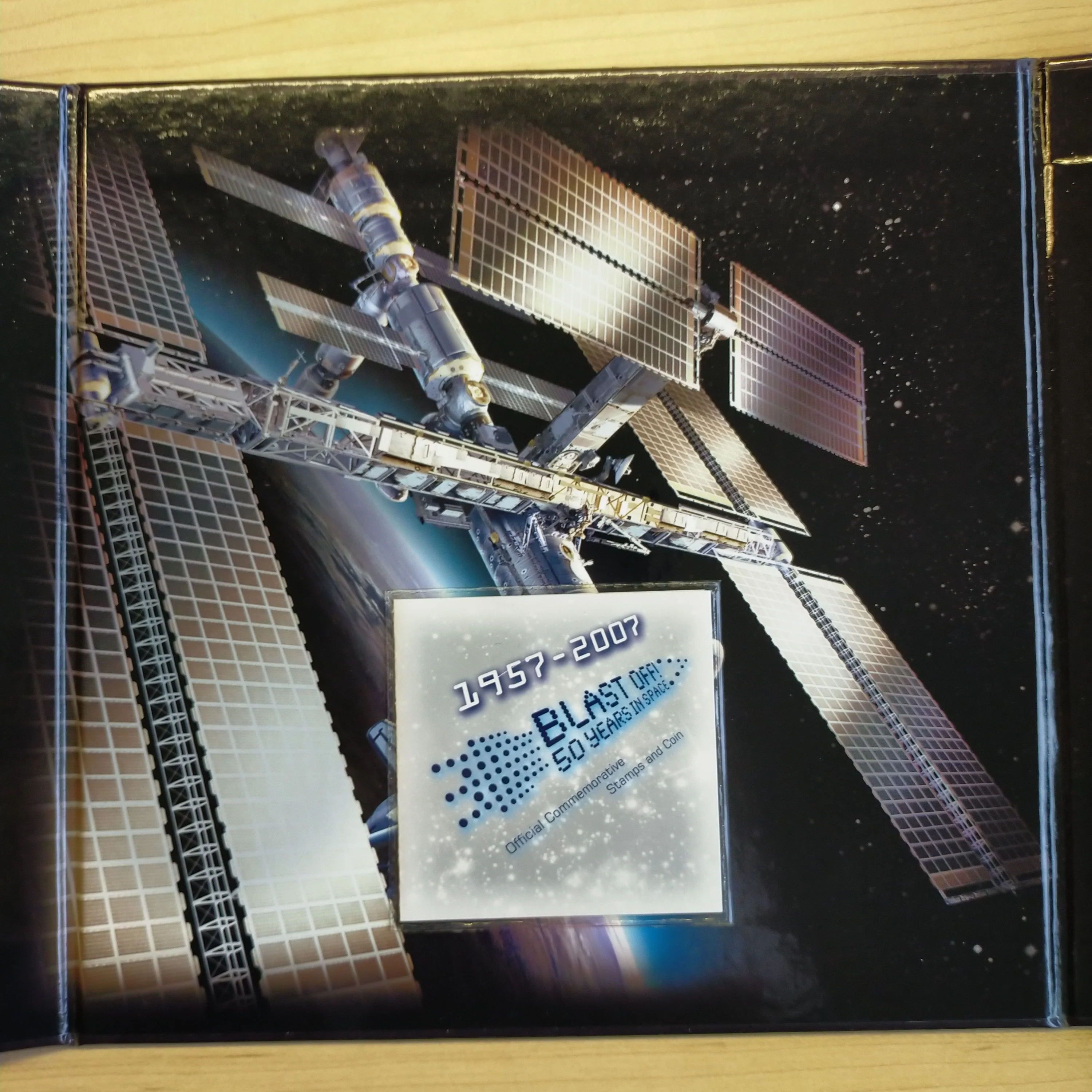 Australia 2004 Perth Mint Australia Post Blast Off 50 Years In Space $1 1oz .999 Silver Proof Coin and Stamp Set - Image 3