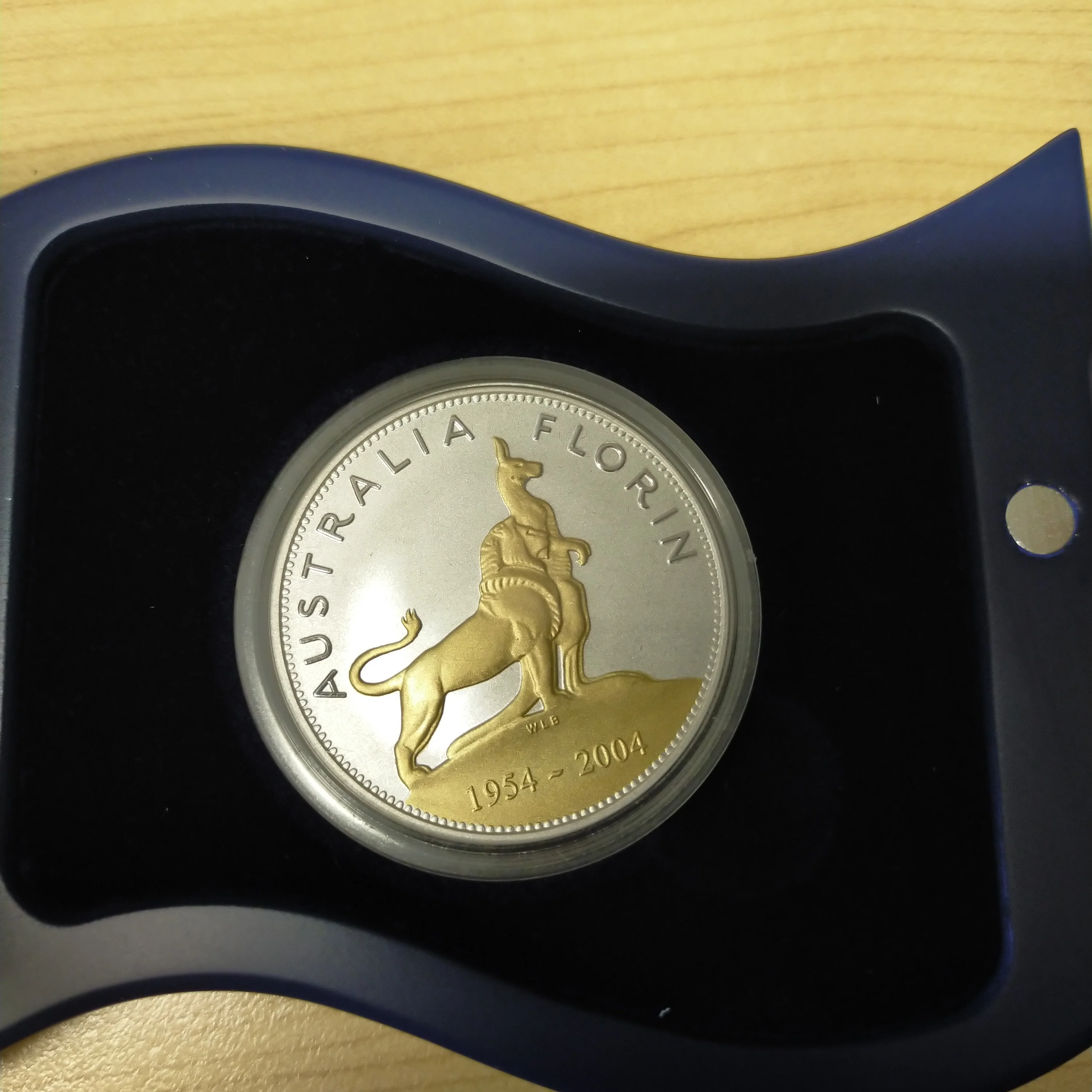 Australia 2004 Perth Mint  $1 Royal Visit of Queen Elizabet 50th Anniversary Florin 1oz Gold-Plated Silver Coin - Image 2