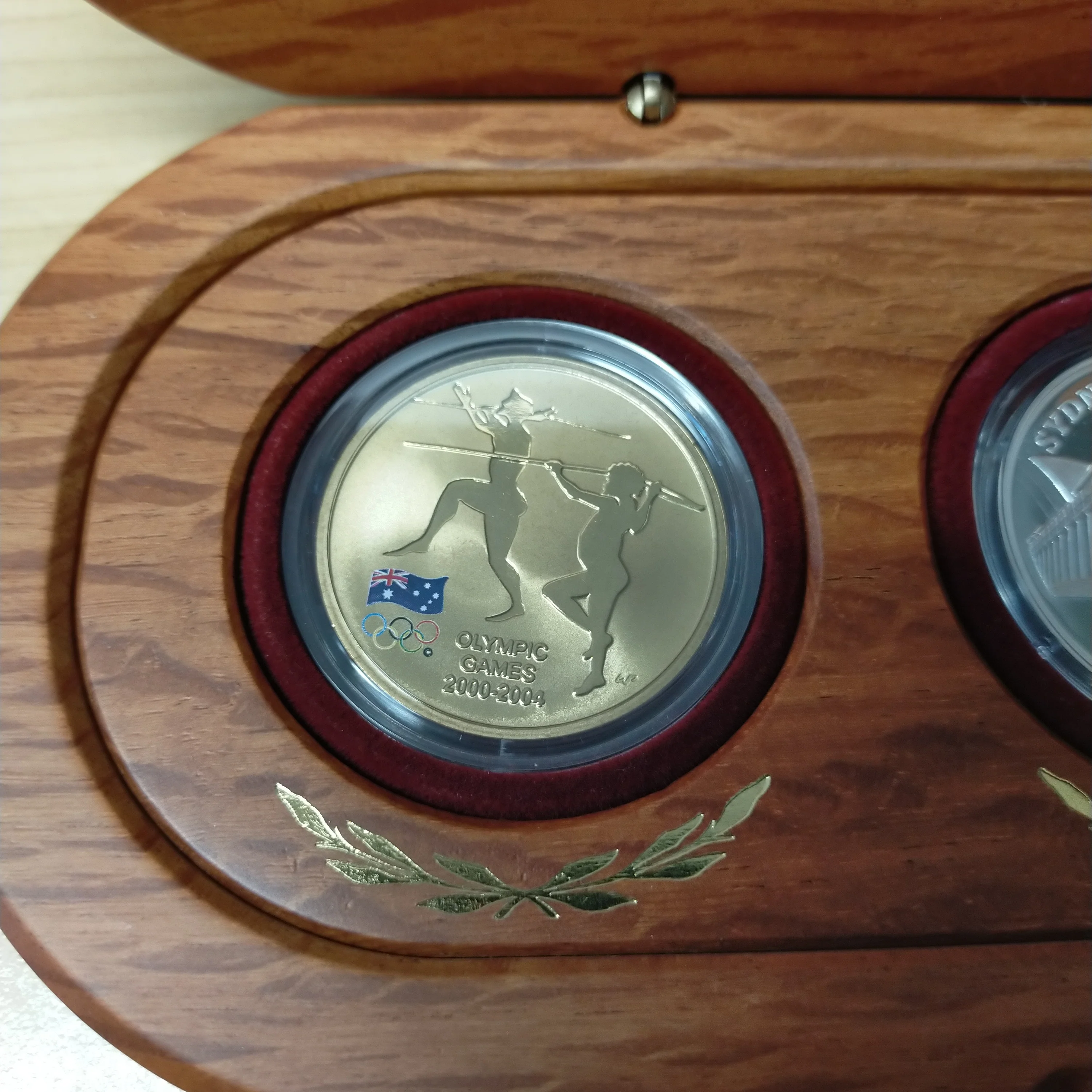 Australia 2004 The Journey Continues Sydney To Athens Three Coin Set - Image 3