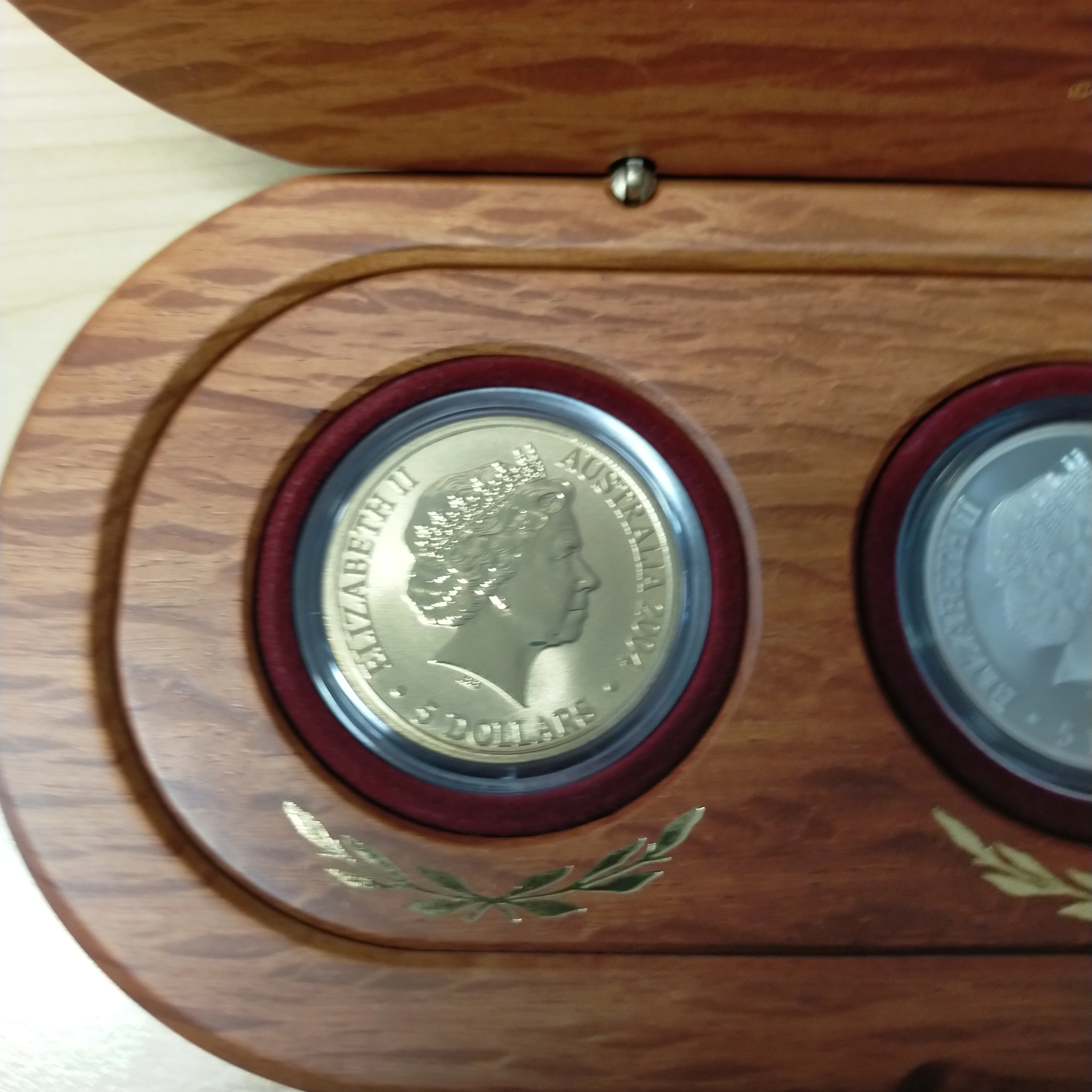 Australia 2004 The Journey Continues Sydney To Athens Three Coin Set - Image 6