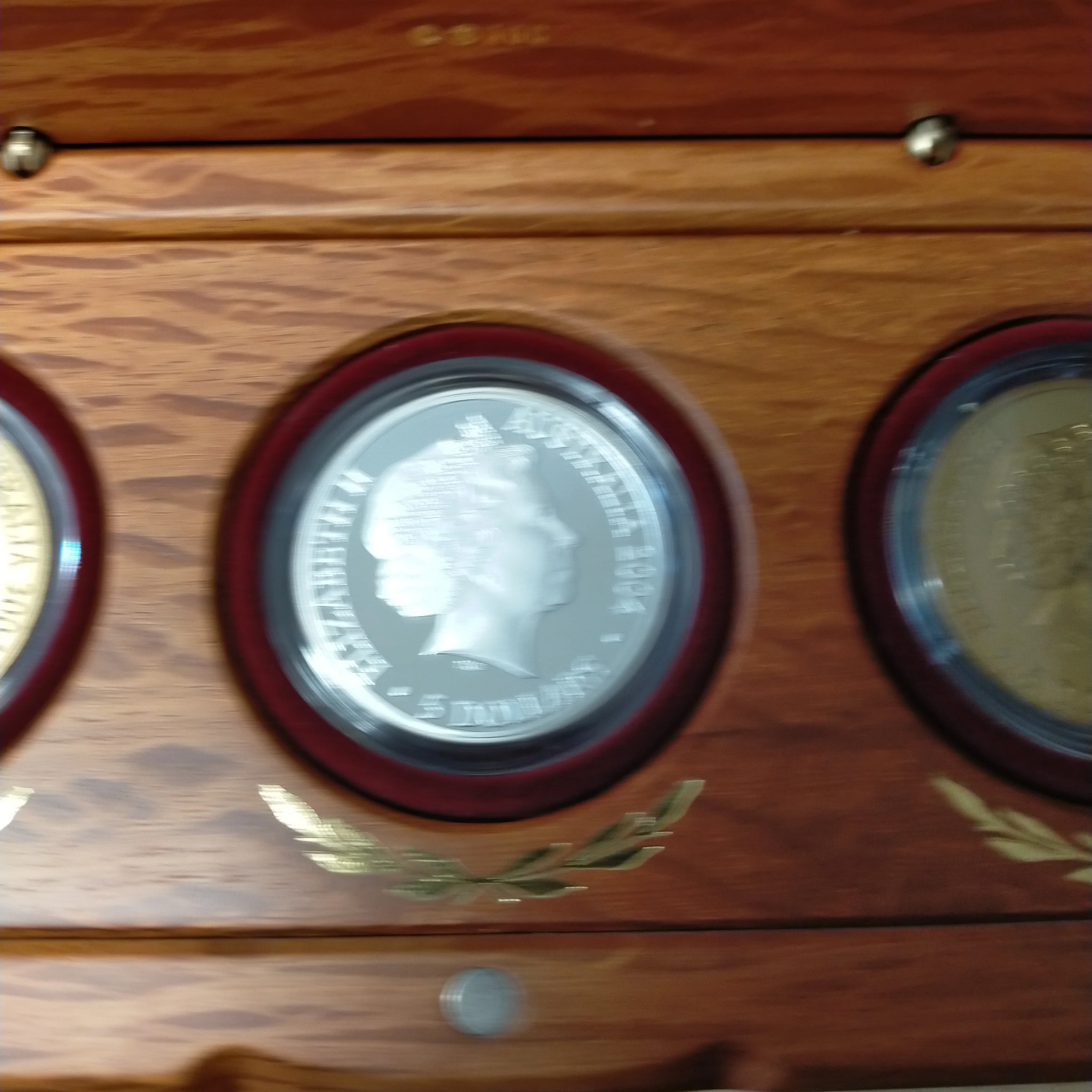 Australia 2004 The Journey Continues Sydney To Athens Three Coin Set - Image 7