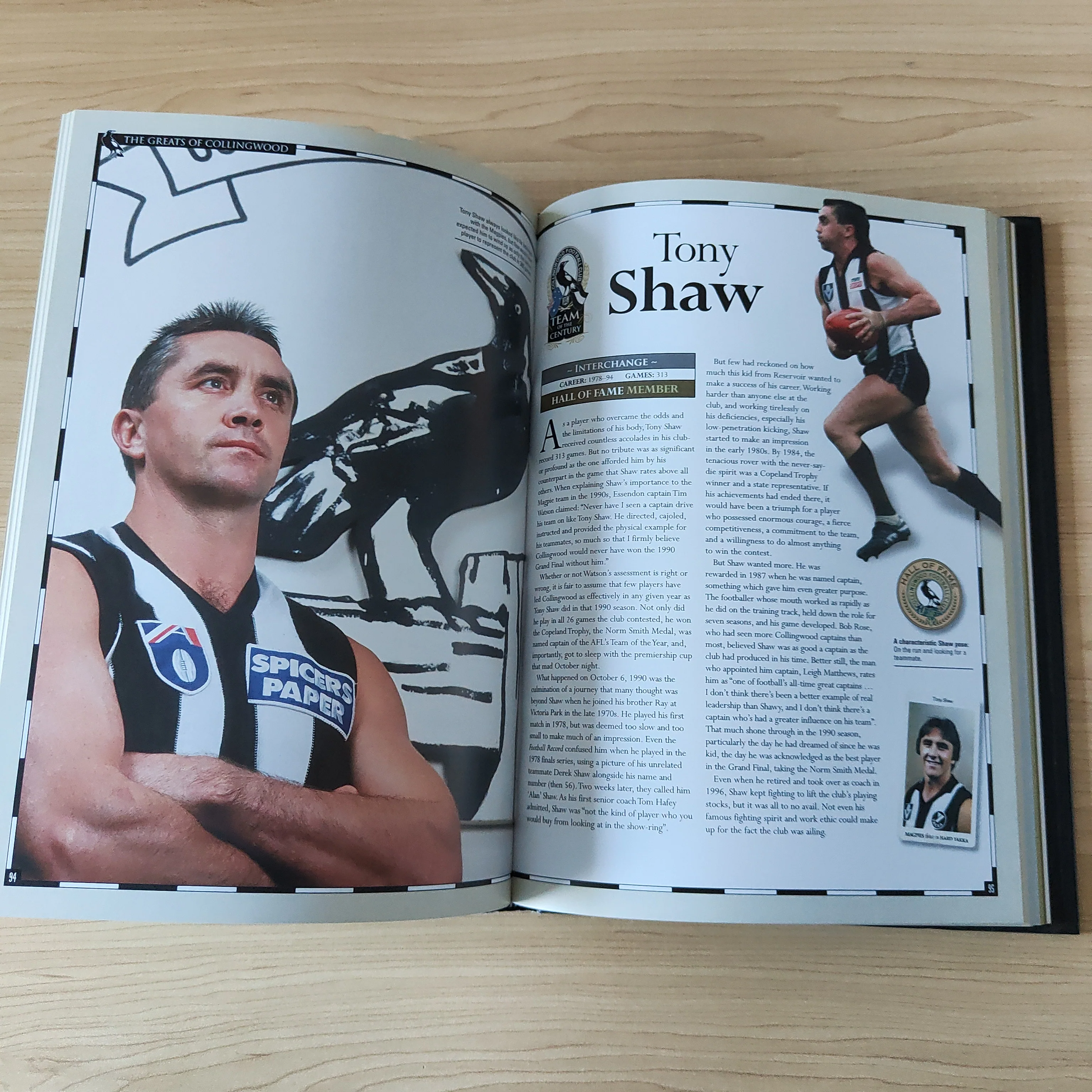 2004 The Official Collingwood Football Club Illustrated Encyclopaedia Signed By 19 Players - Image 5
