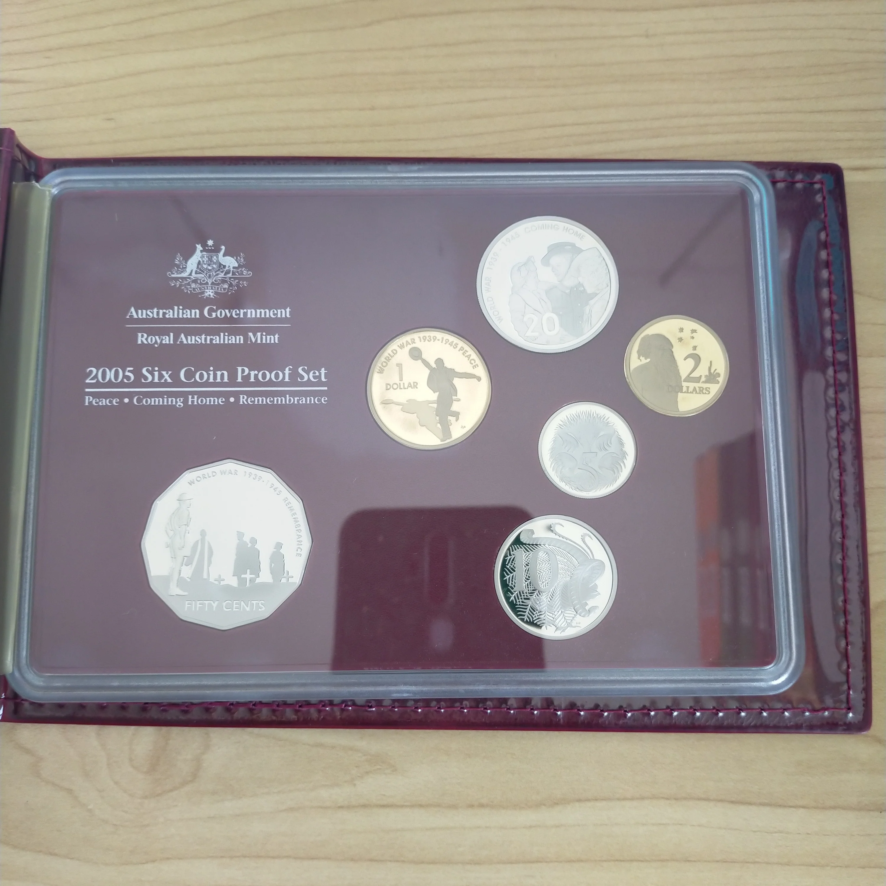 Australia 2005 Royal Australian Mint Proof Year Coin Set 60th Anniversary End of WWII - Image 2