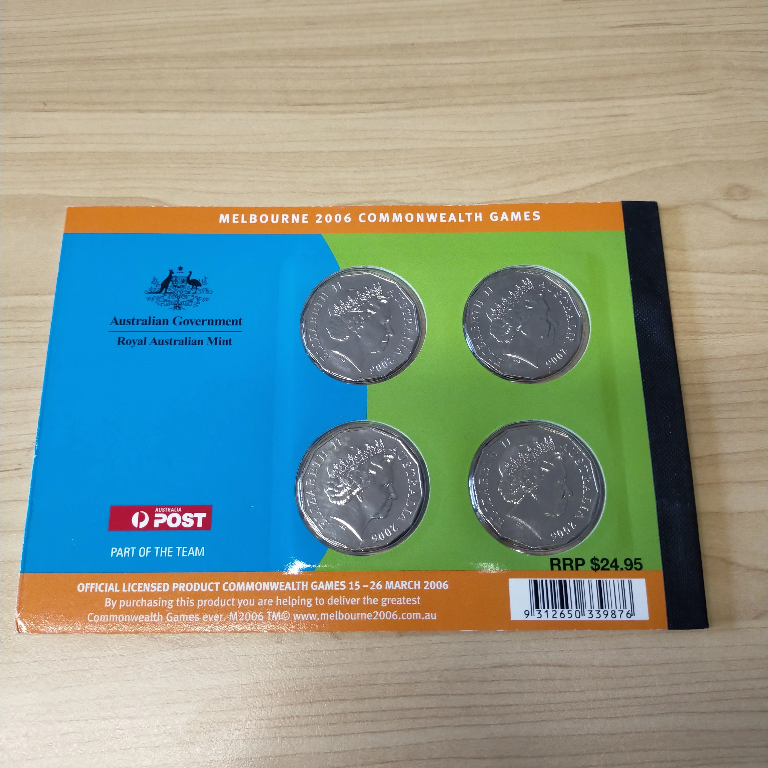 Australia 2006 Royal Australian Mint 50c Melbourne Commonwealth Games Coin and Stamp Booklet Set - Image 2