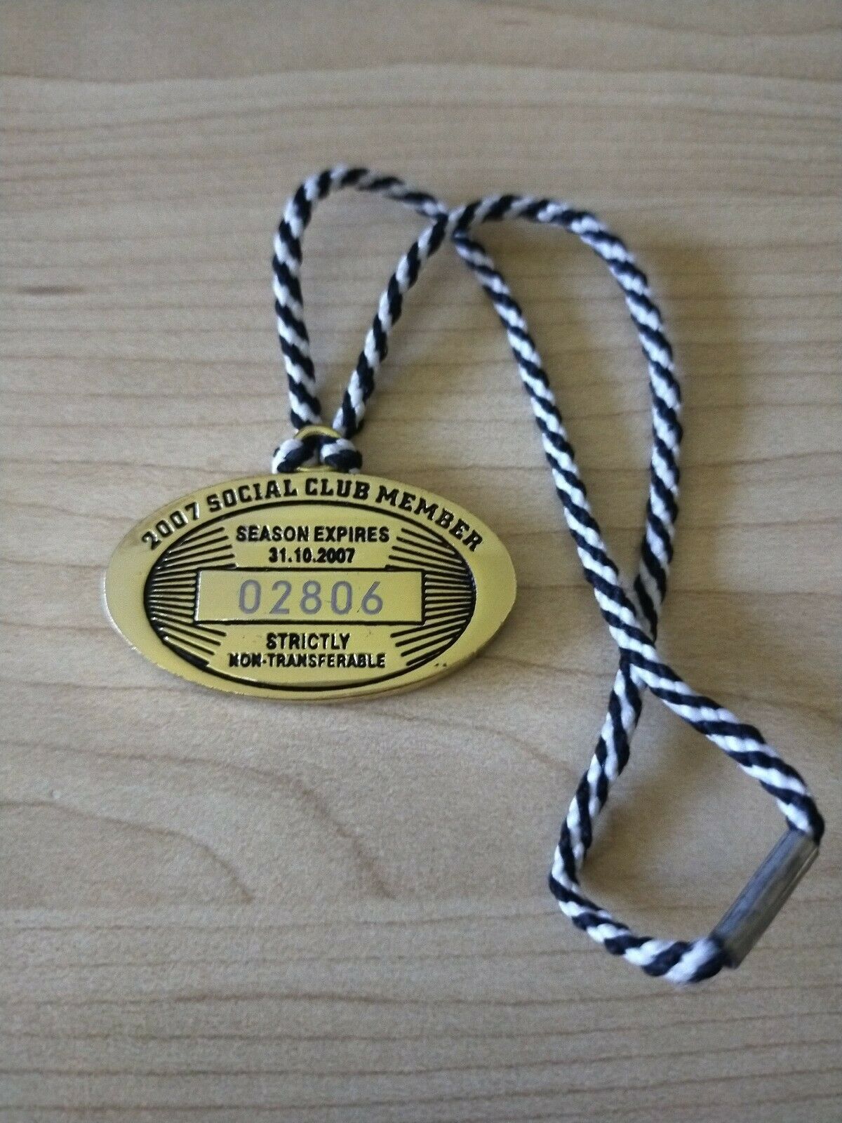 2007 Collingwood Football Club Membership Badge No.02806 - Image 2