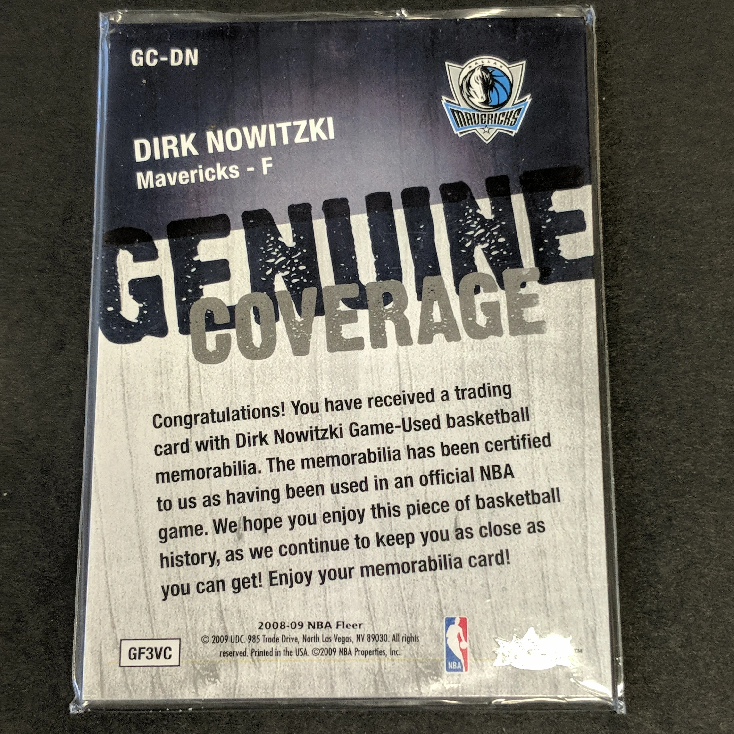 2008-09 NBA Fleer Genuine Coverage Dirk Nowitzki Dallas Mavericks - Image 2