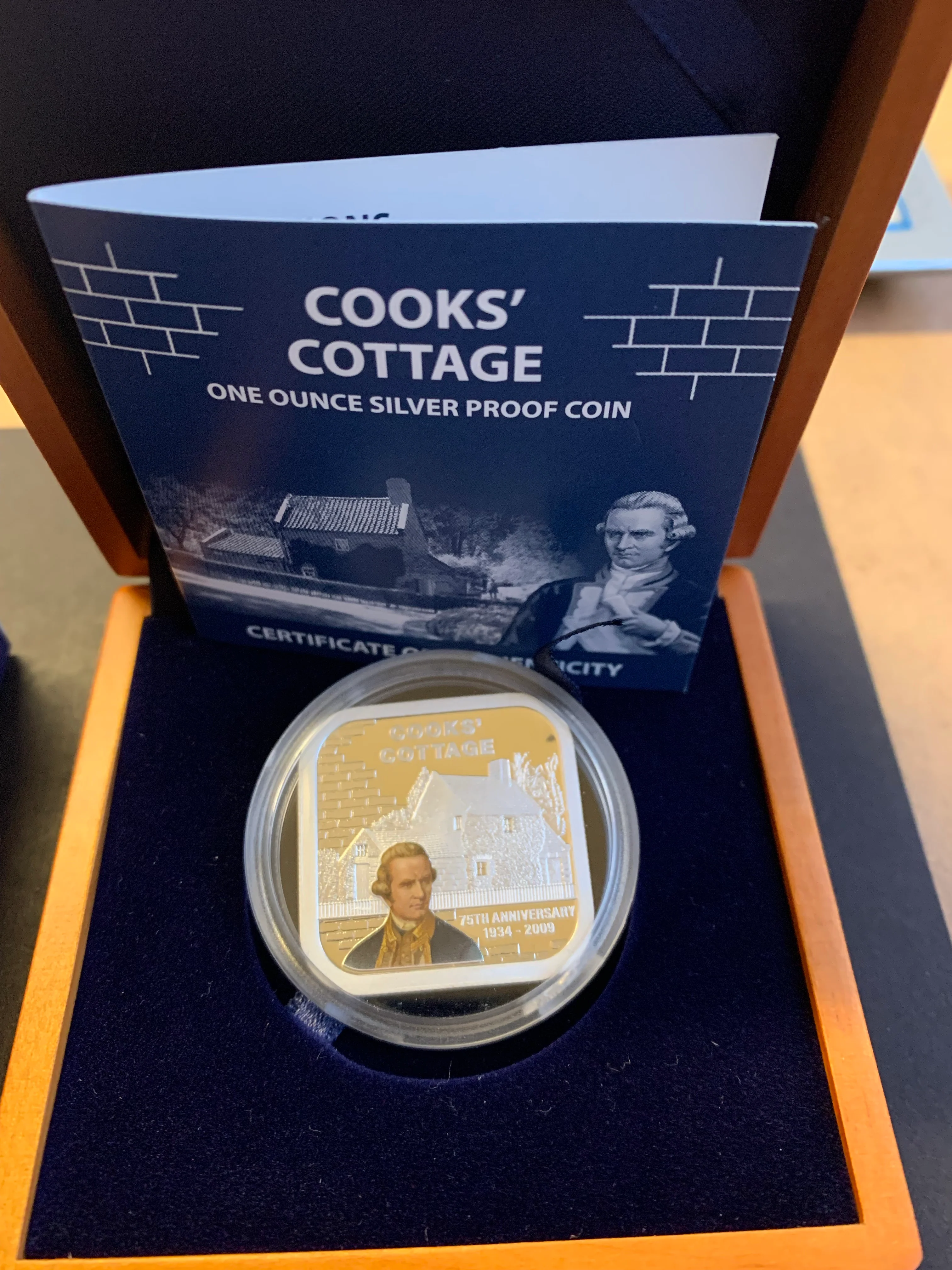 Cook Islands Australia 2009 Perth Mint "Cooks' Cottage" Coloured $1 1oz .999 Proof Silver Coin