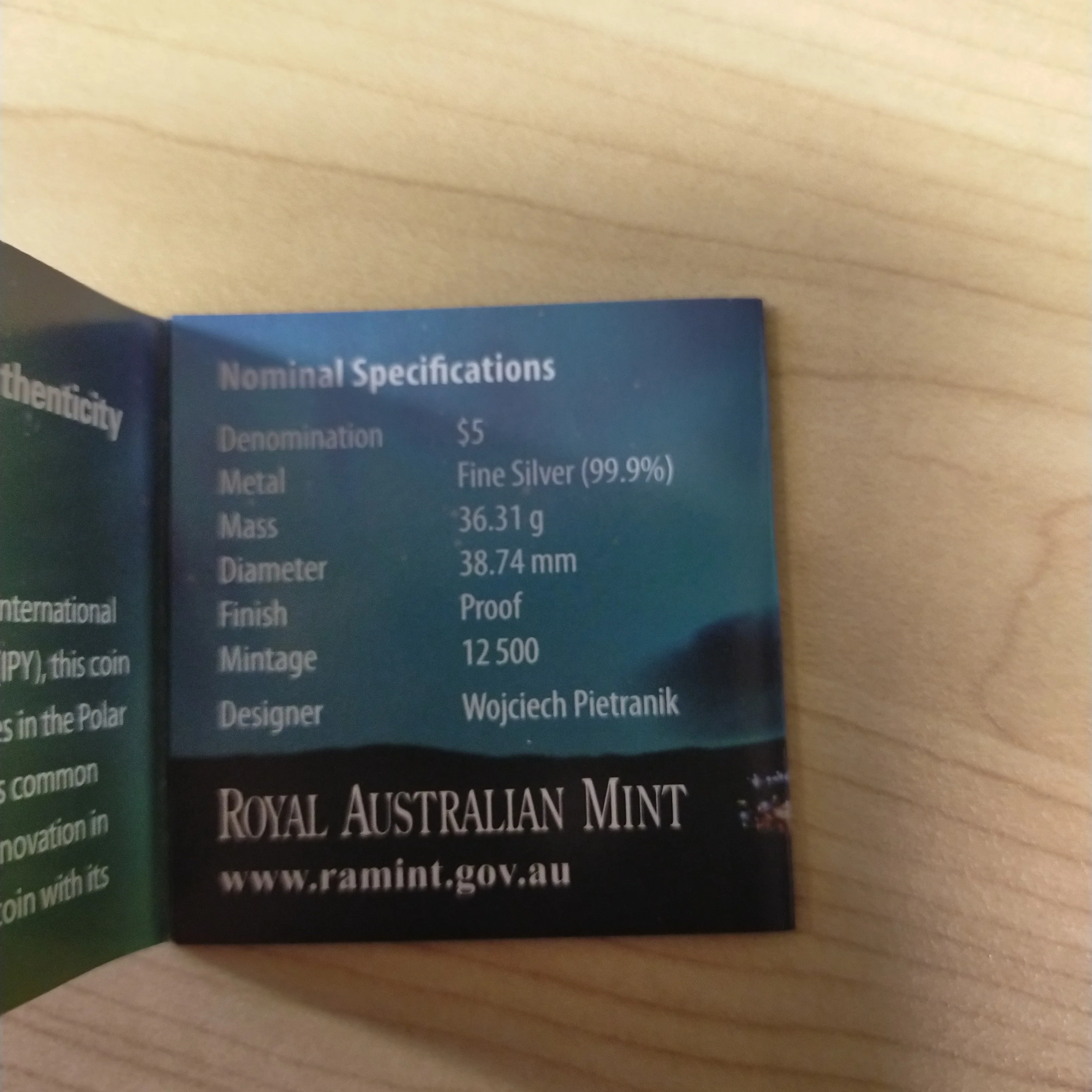 Australia Antarctic 2009 Royal Australian Mint $5 Polar Series Aurora Australis .999 Silver Proof Coin - Image 4