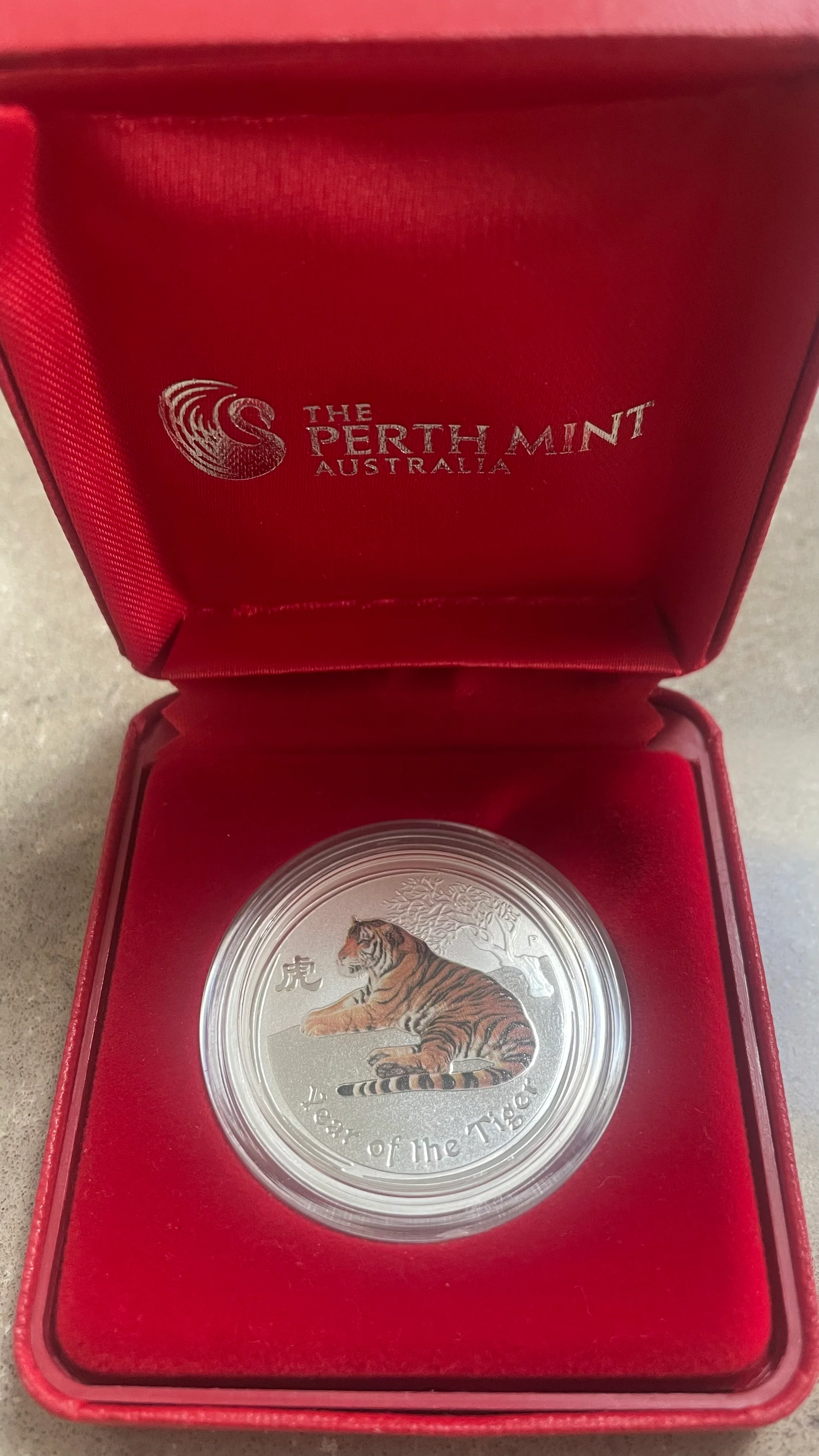 Australia 2010 Year of the Tiger 1/2oz Coloured Silver Proof Coin - Image 3
