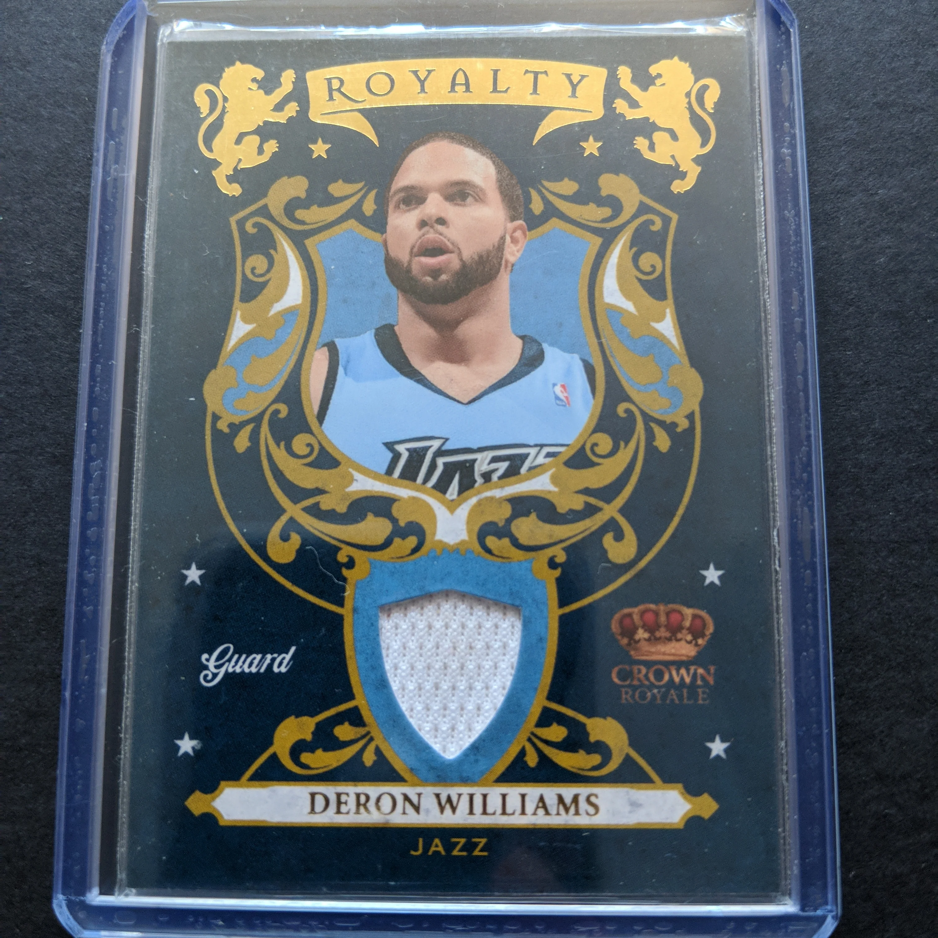 2010 NBA Panini Crown Royale Deron Williams Royalty Patch Card