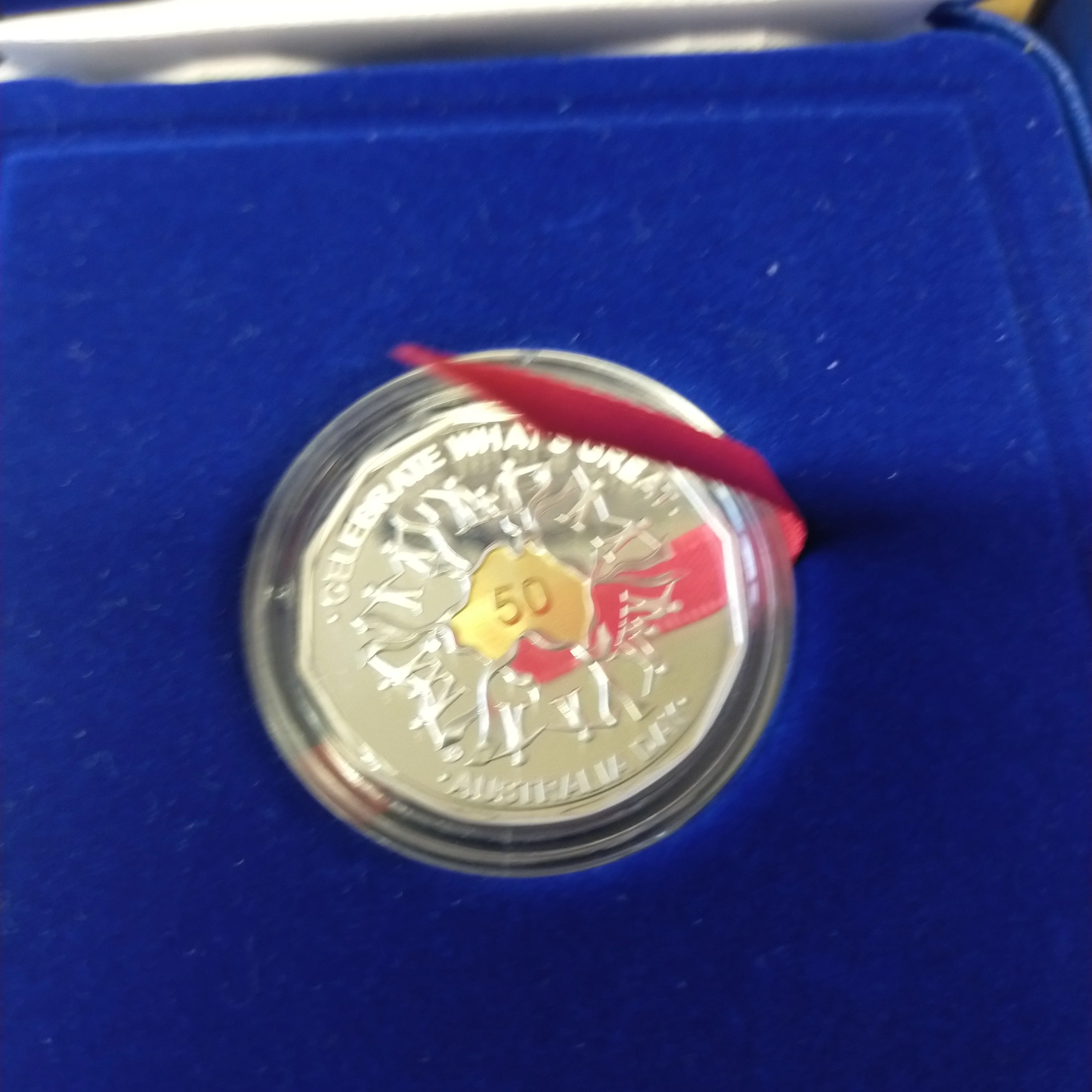 Australia 2010 Royal Australian Mint 50c Australia Day .999 Silver Proof Gold Plated Coin - Image 2