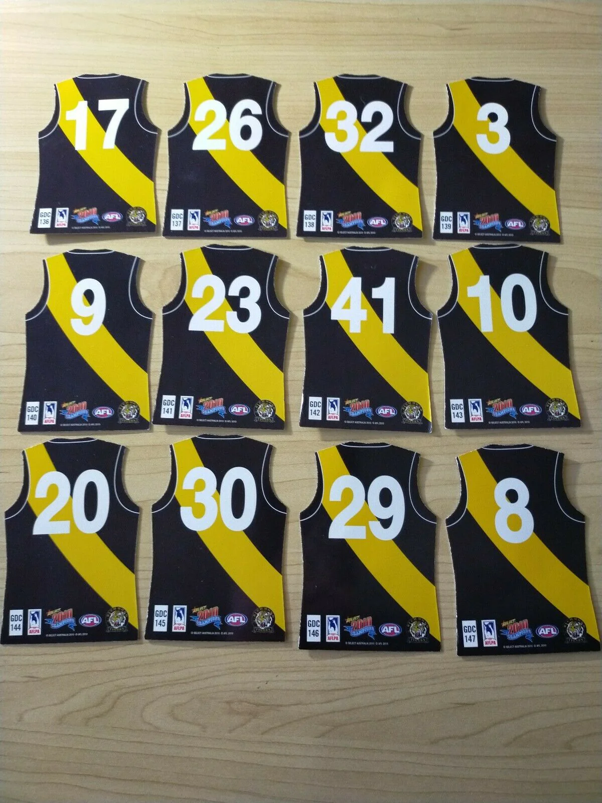 2010 Select Champions Jersey Die Cut Richmond Team Set Of 12 Cards - Image 2