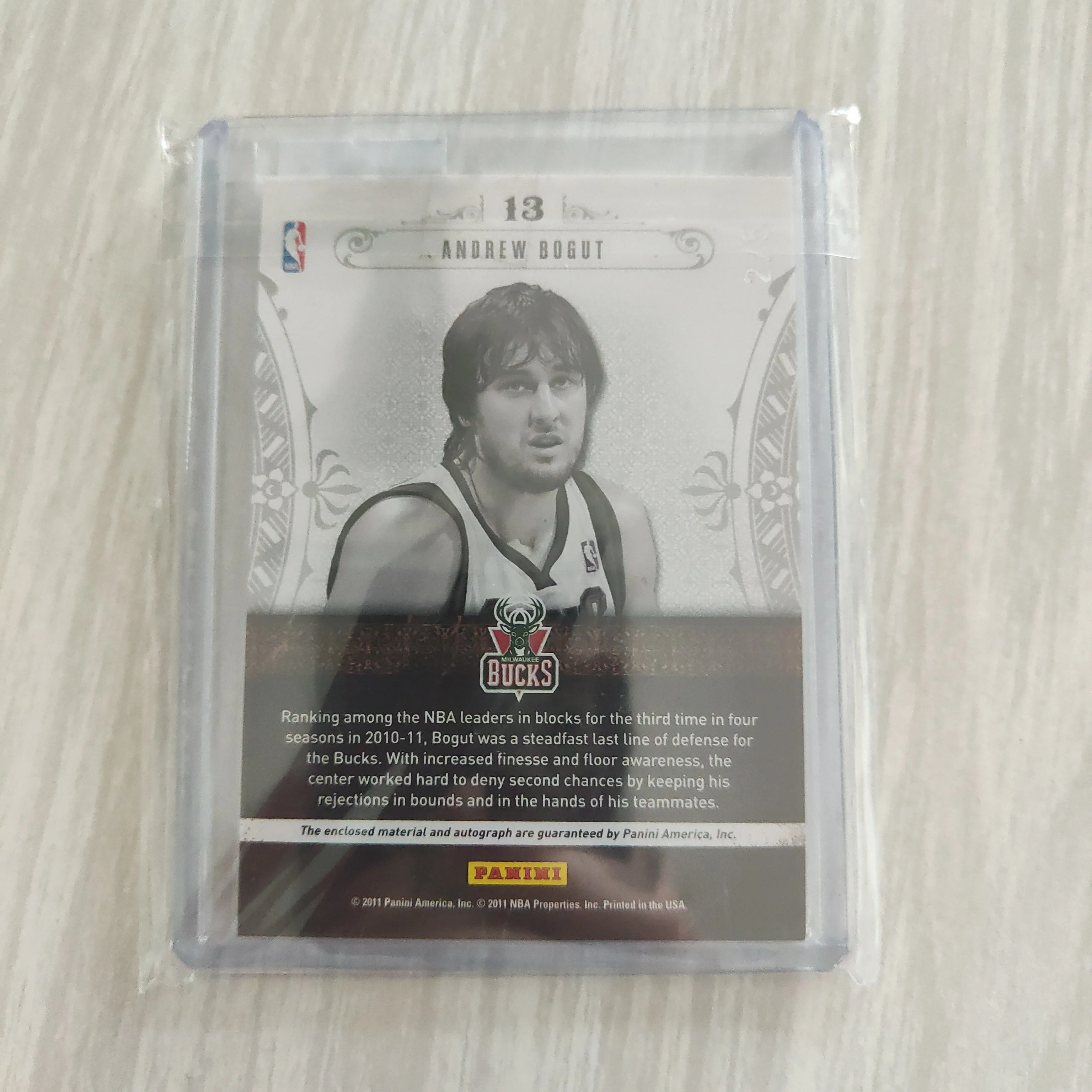 2011 Panini National Treasures NBA Gear Andrew Bogut Signature Patch Card NBA Basketball Card 2/5 - Image 2