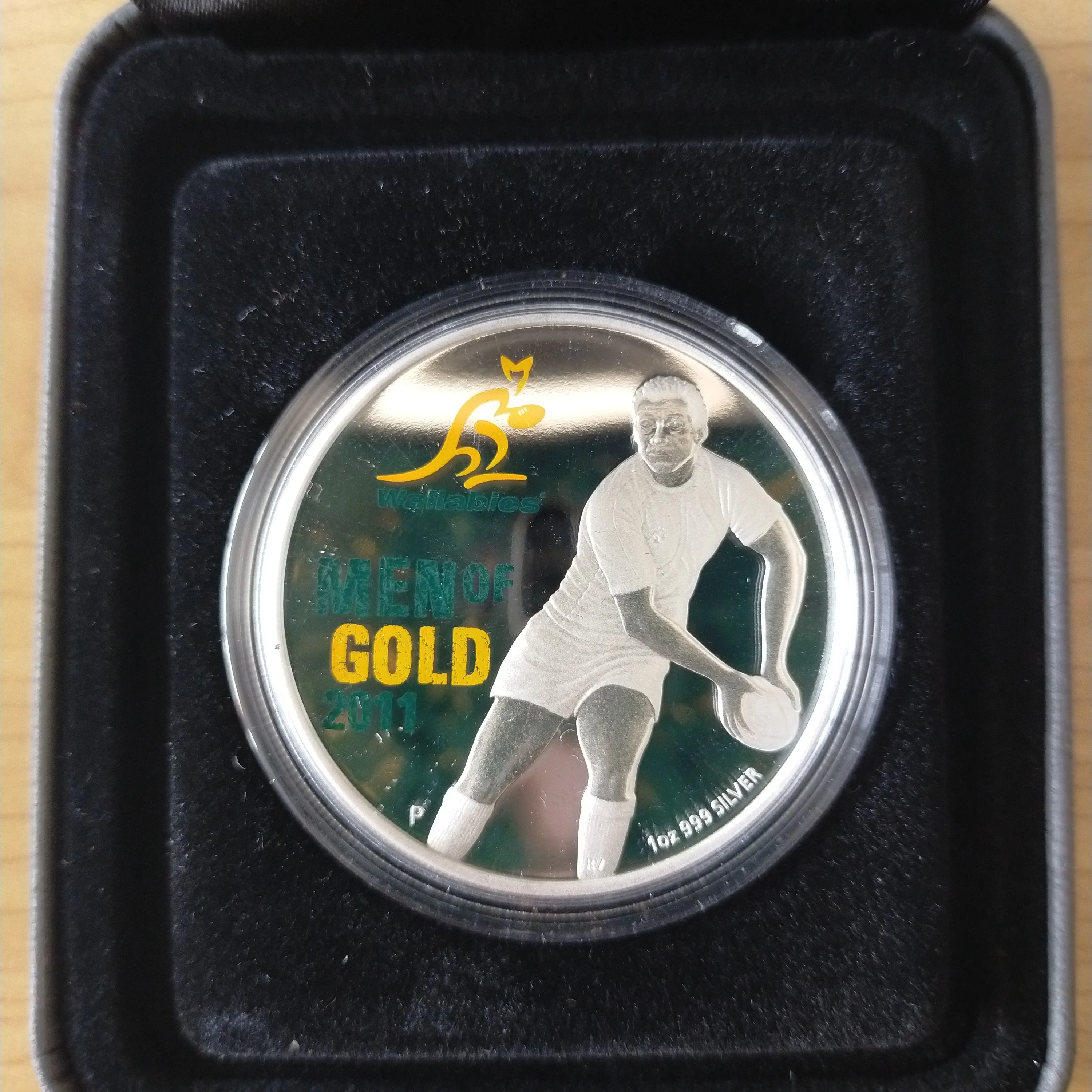 Australia 2011 Perth Mint $1 Men of Gold Wallabies Rugby 1oz .999 Proof Silver Coin - Image 2