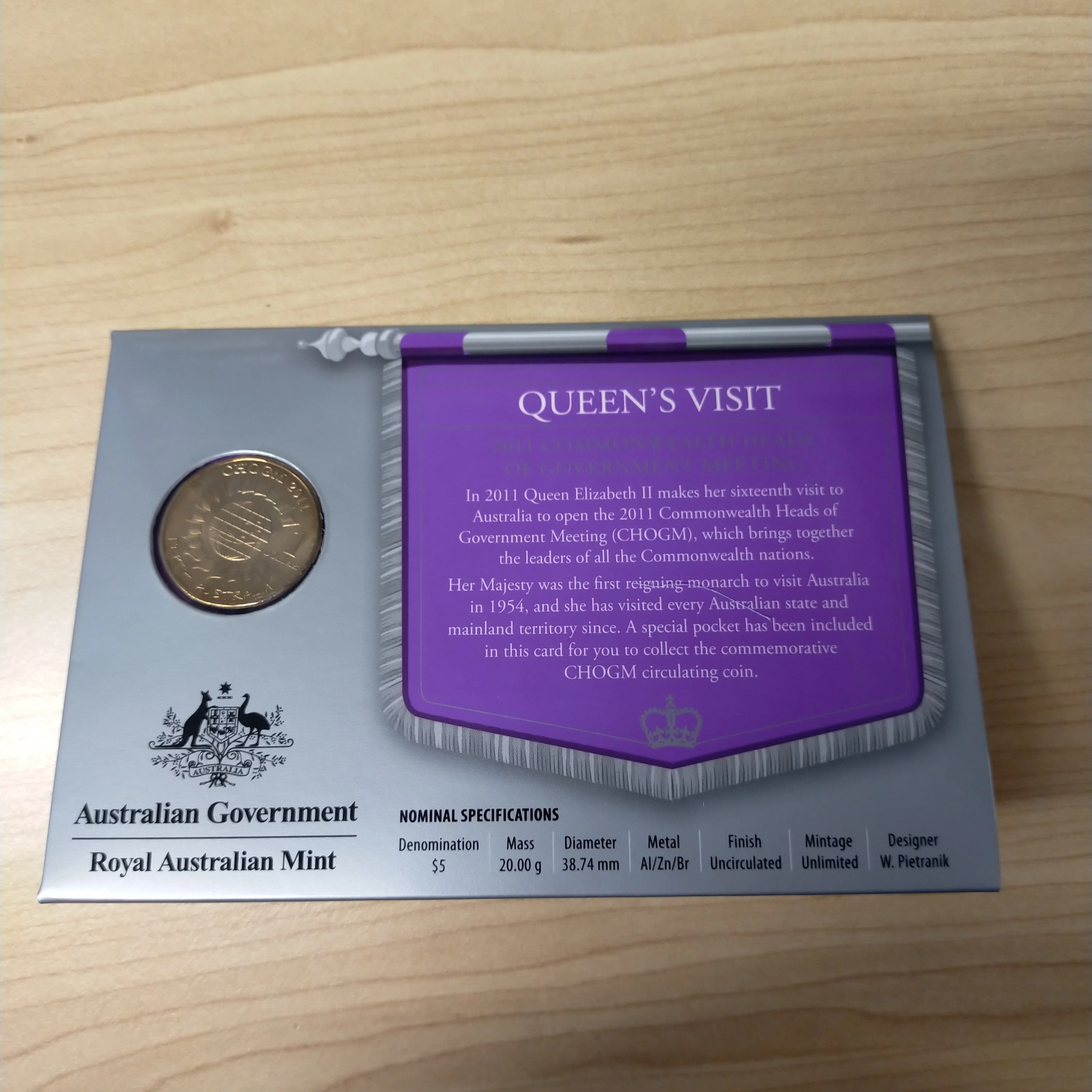 Australia 2011 Royal Australian Mint $1 and $5 Royal Visit Queen Elizabeth 2 Coin Set - Image 3