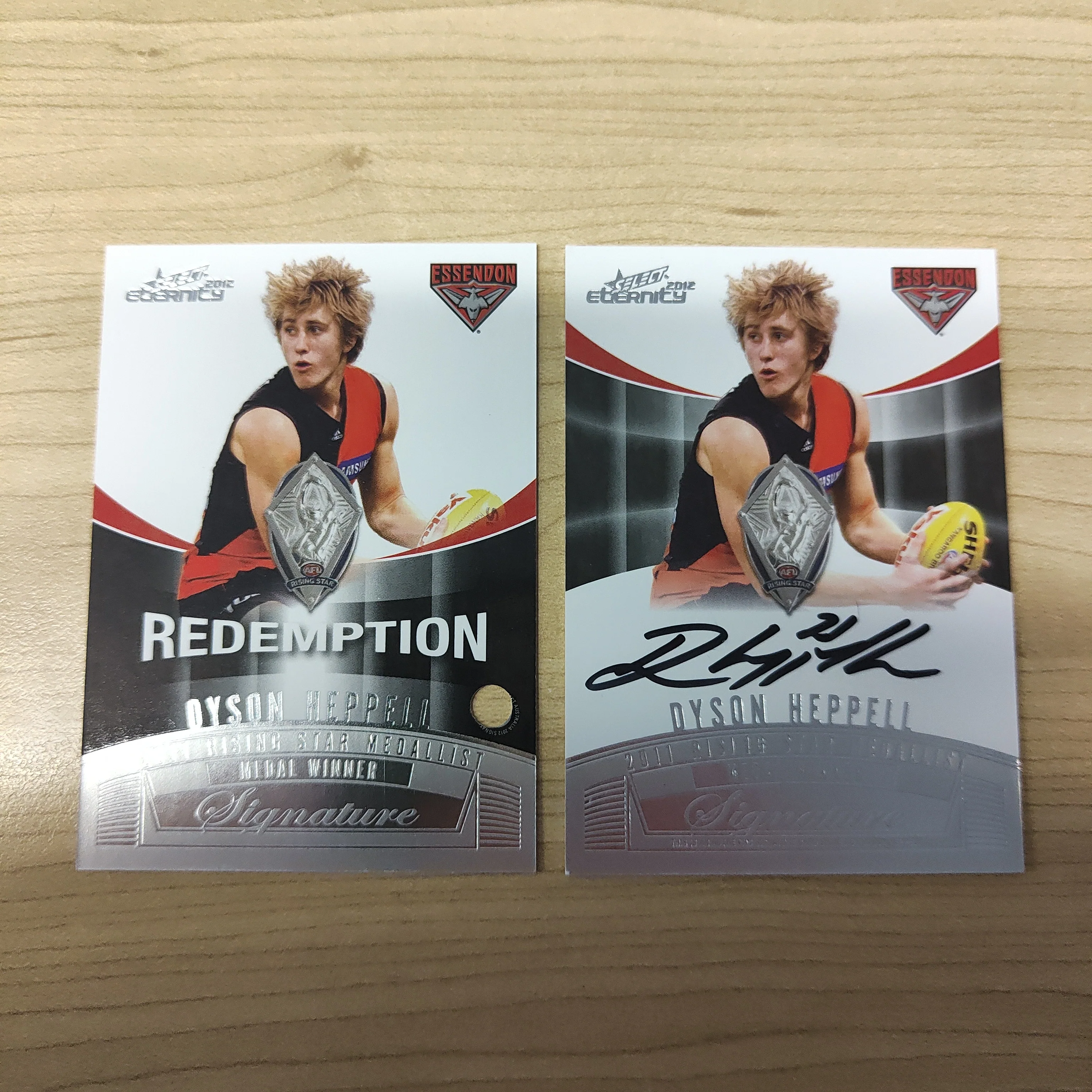 2012 AFL Select Eternity Dyson Heppell Essendon Rising Star Medal Signature Redemption - Image 3
