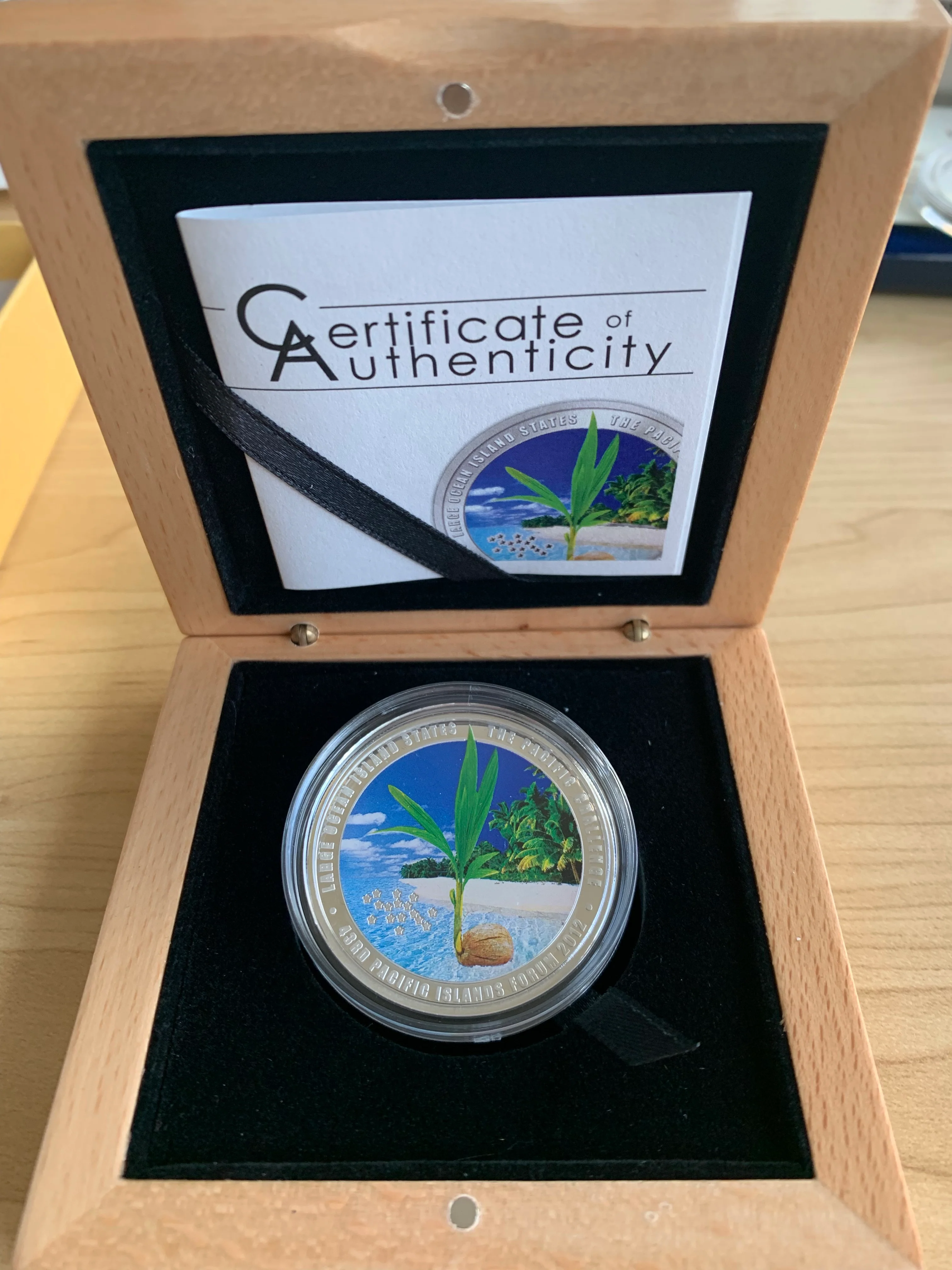 Cook Islands 2012 $5 Pacific Islands Leaders Forum .999 1oz Coloured Silver Proof Coin