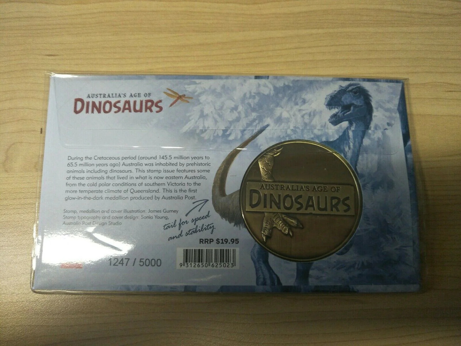 2013 Australian Age of Dinosaurs Timimus Medallion Limited Edition No. 1247/5000 - Image 2