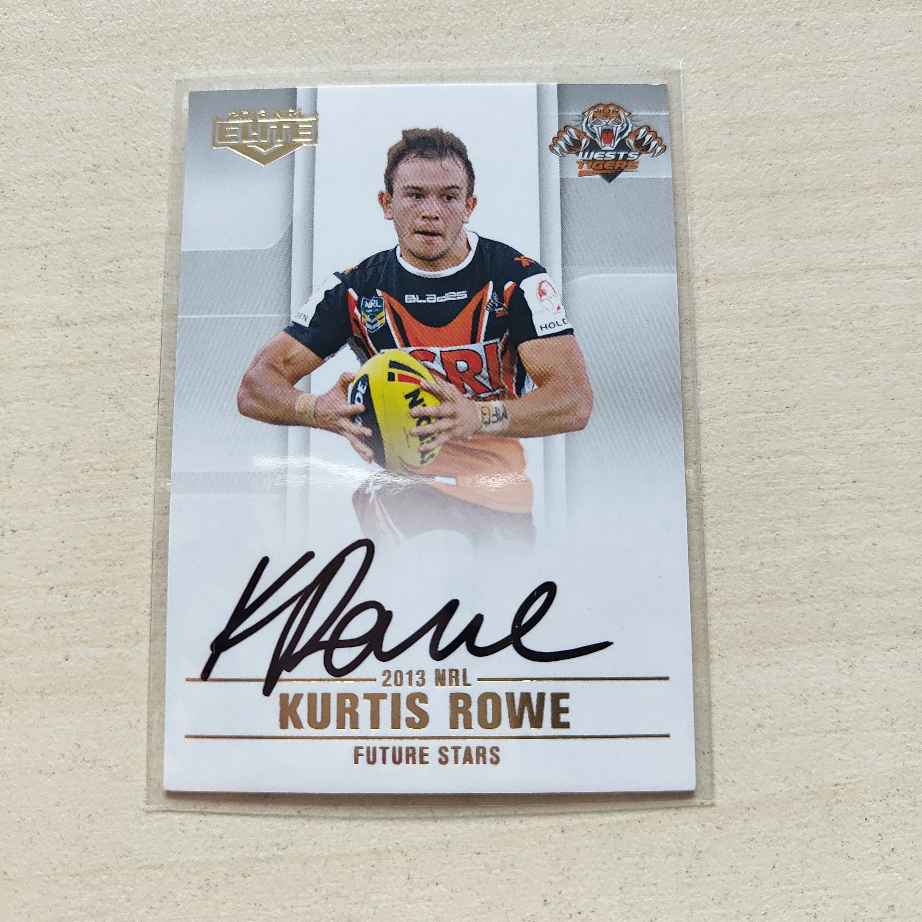2013 NRL Elite Future Stars Signature Card Kurtis Rowe Tigers