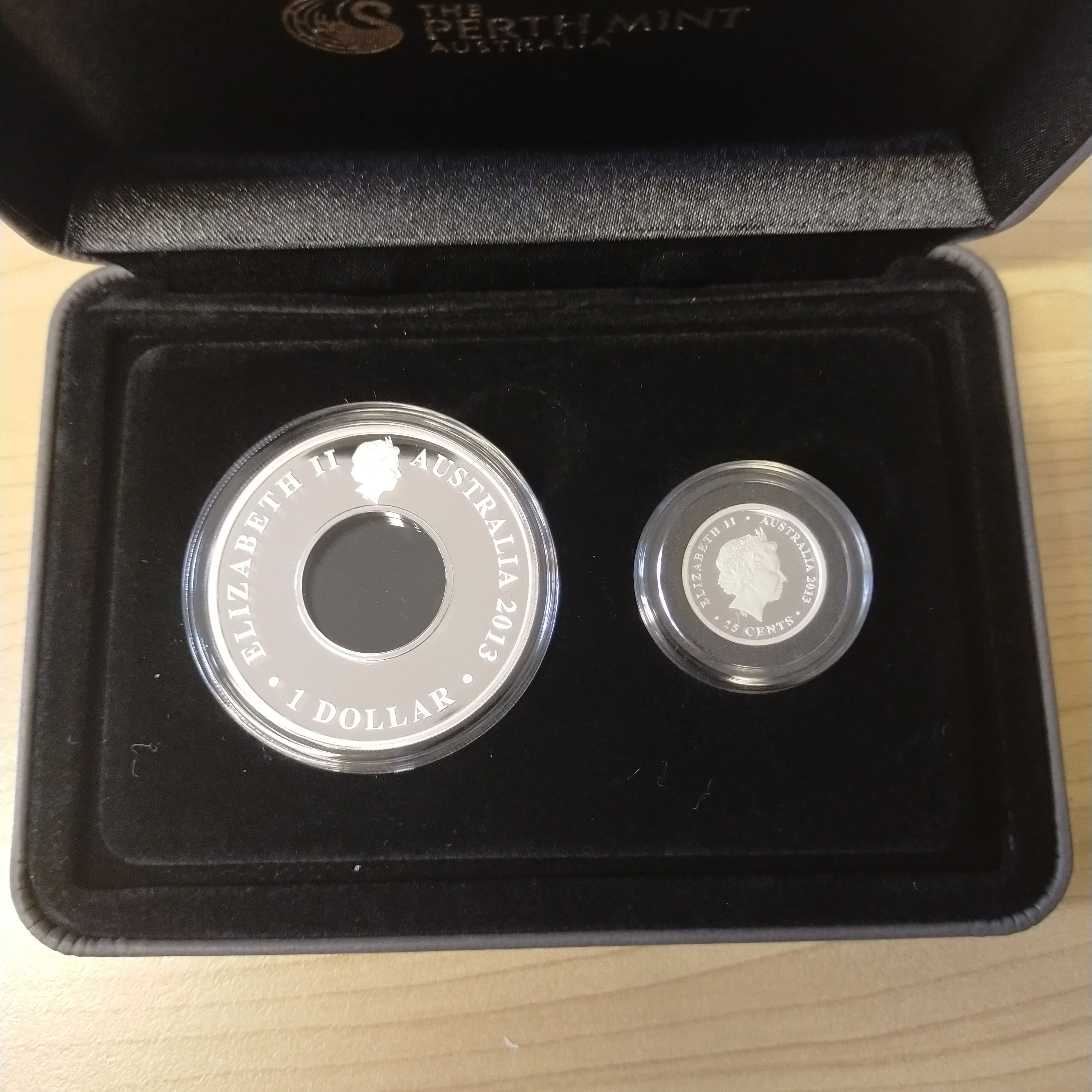 Australia 2013 Perth Mint 200th Anniversary Holey Dollar and Dump 1oz Proof Silver Coin Set - Image 3