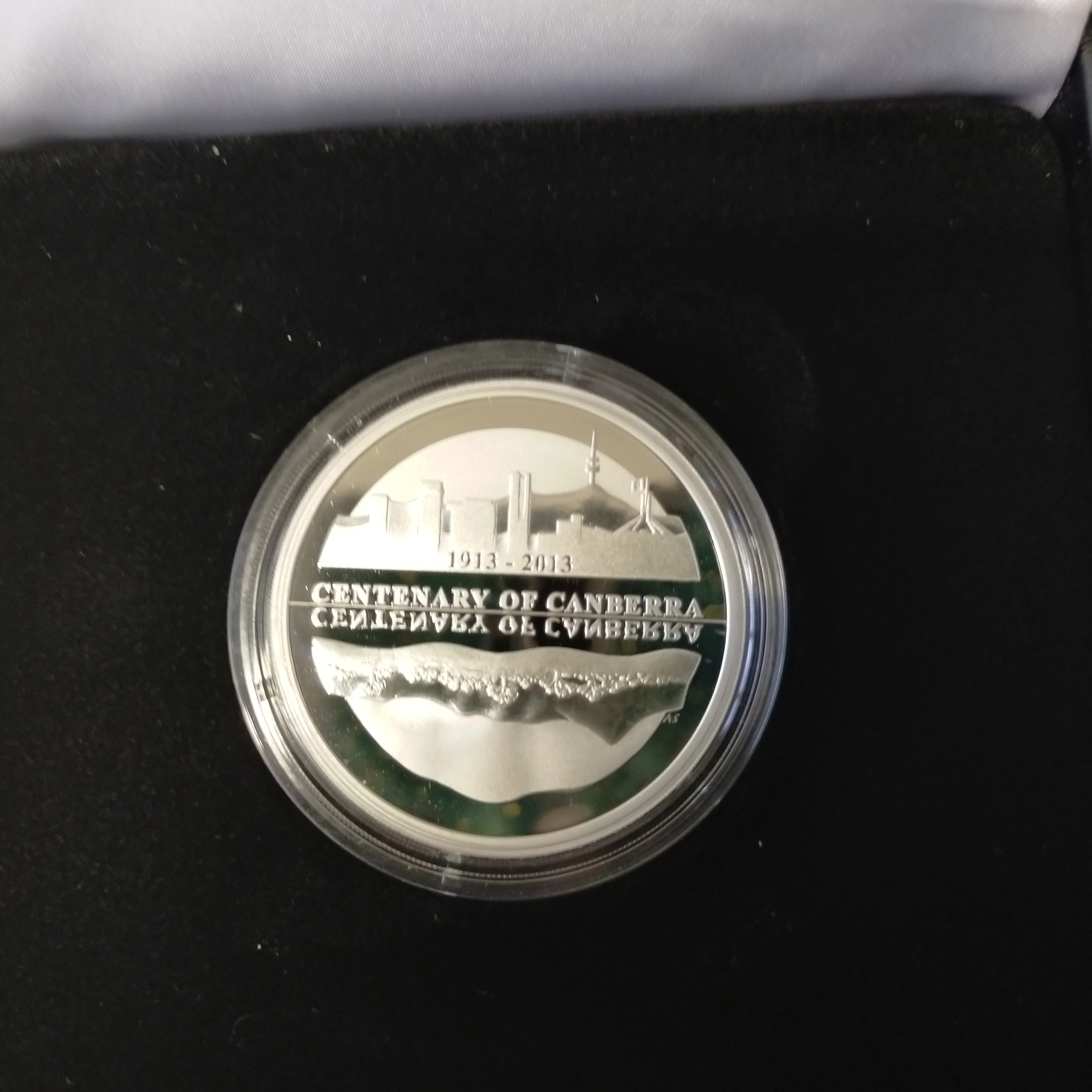 Australia 2013 Royal Australian Mint $5 Centenary Of Canberra .999 Silver Proof Coin - Image 2