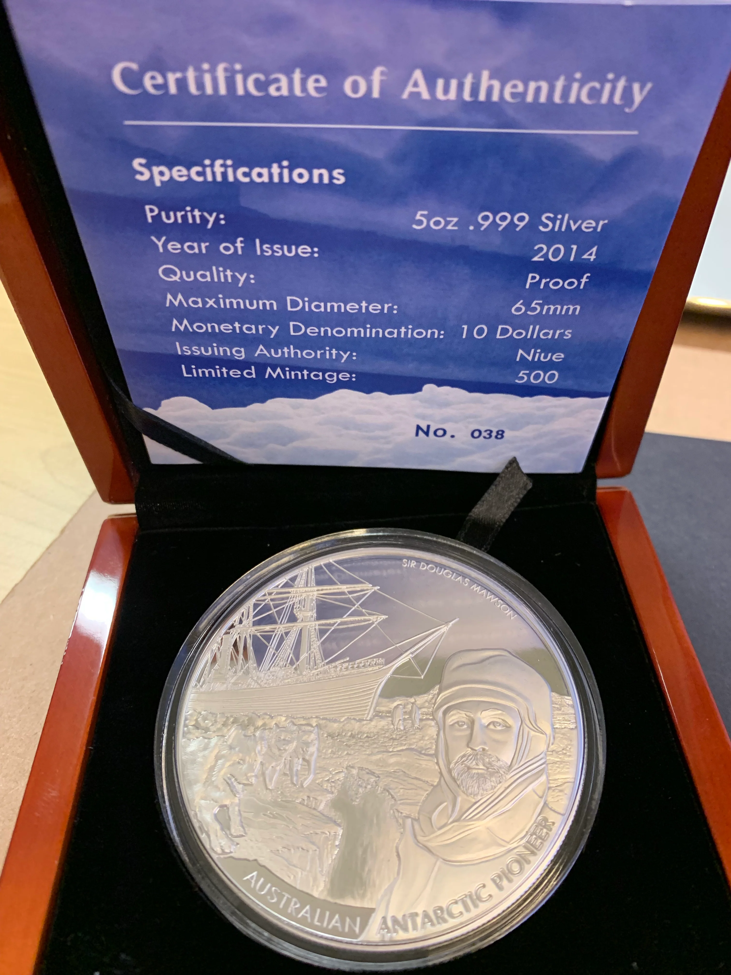 2014  Australian Antarctic Exhibition 5oz .999 Silver Proof Coin Box Cert - Image 2