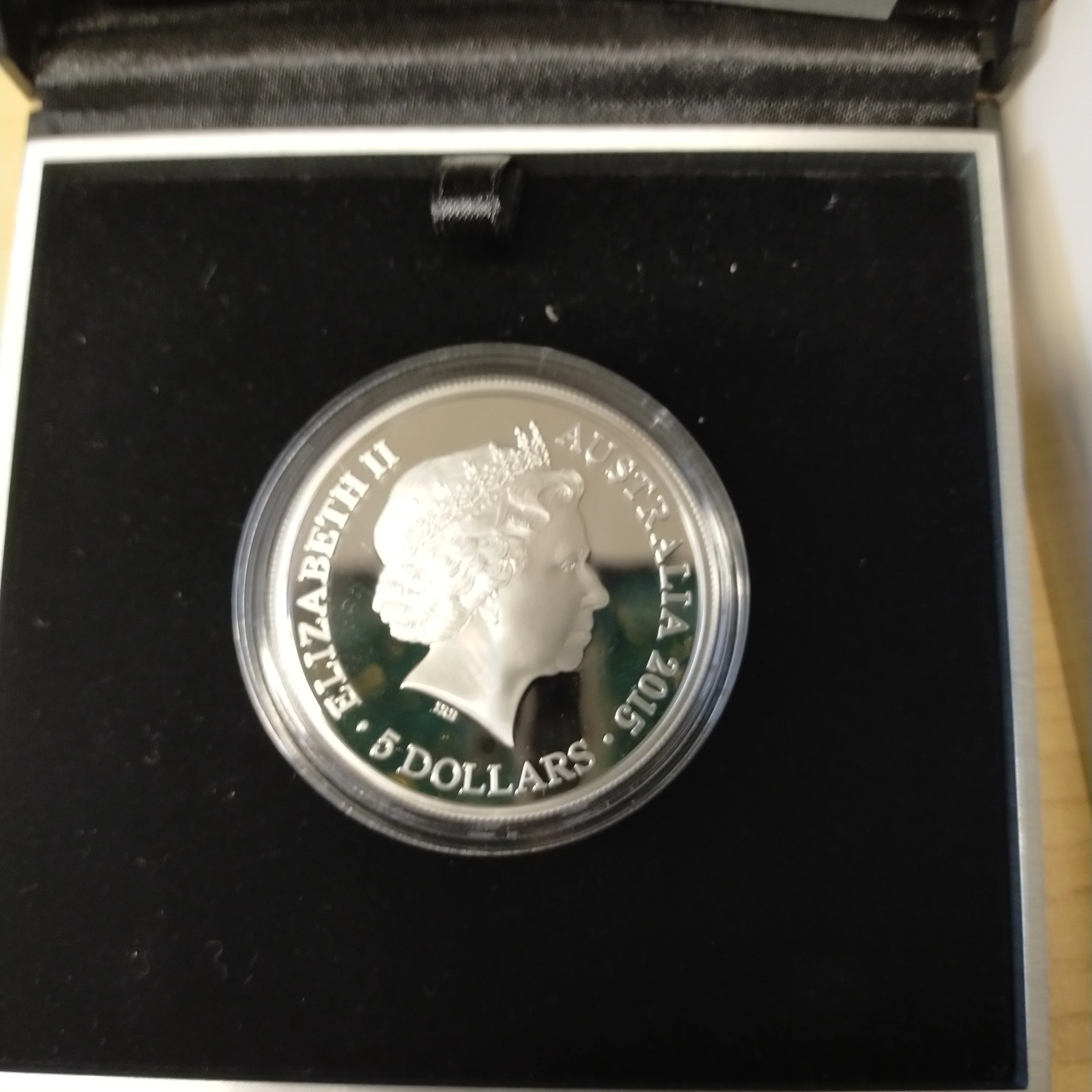 Australia 2015 Royal Australian Mint $5 Longest Reigning Commonwealth Monarch 1oz .999 Silver Proof Coin - Image 3